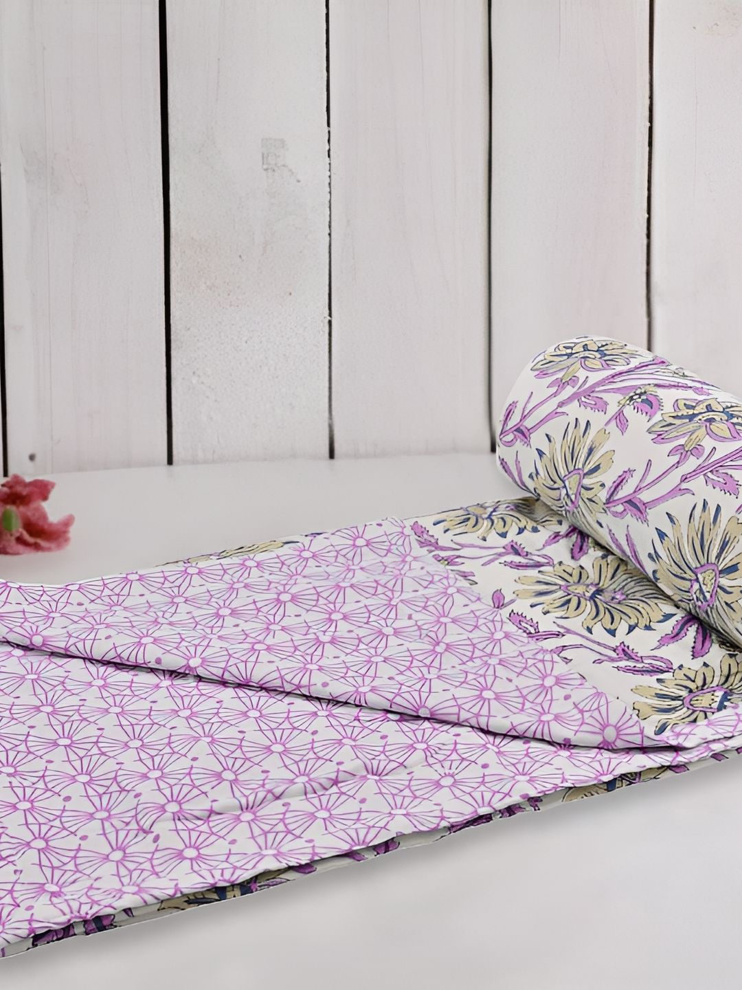 RF RELAXFEEL Pink & White Floral Cotton Heavy Winter 150 GSM Single Bed Dohar