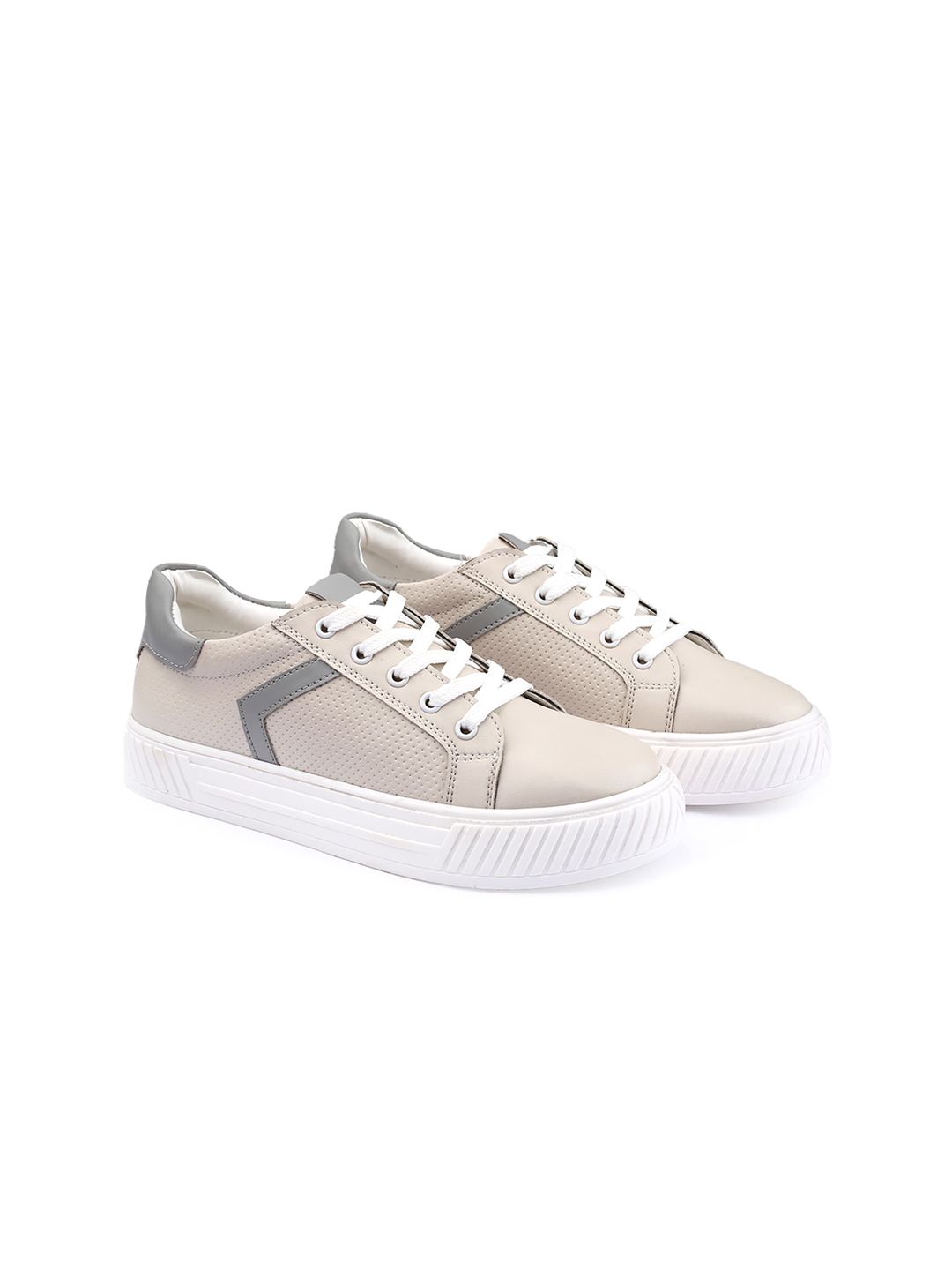 Bxxy Women Round Toe Sneakers