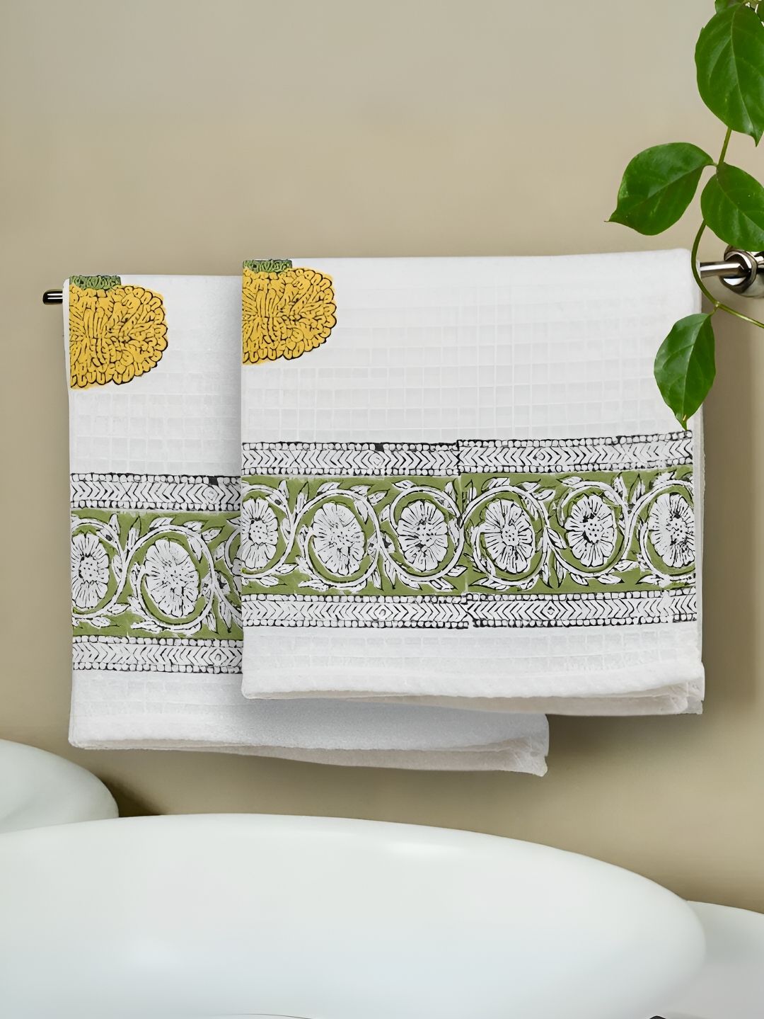 Peepul Tree White & Yellow 2 Pieces Printed Cotton 300 GSM Hand Towels