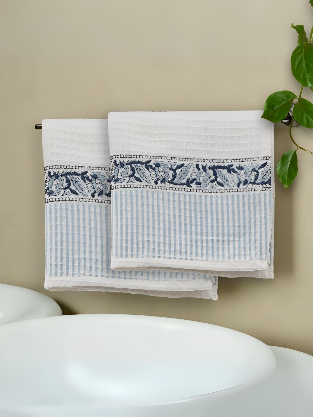Peepul Tree White & Blue 2 Pieces Printed Cotton 300 GSM Hand Towels