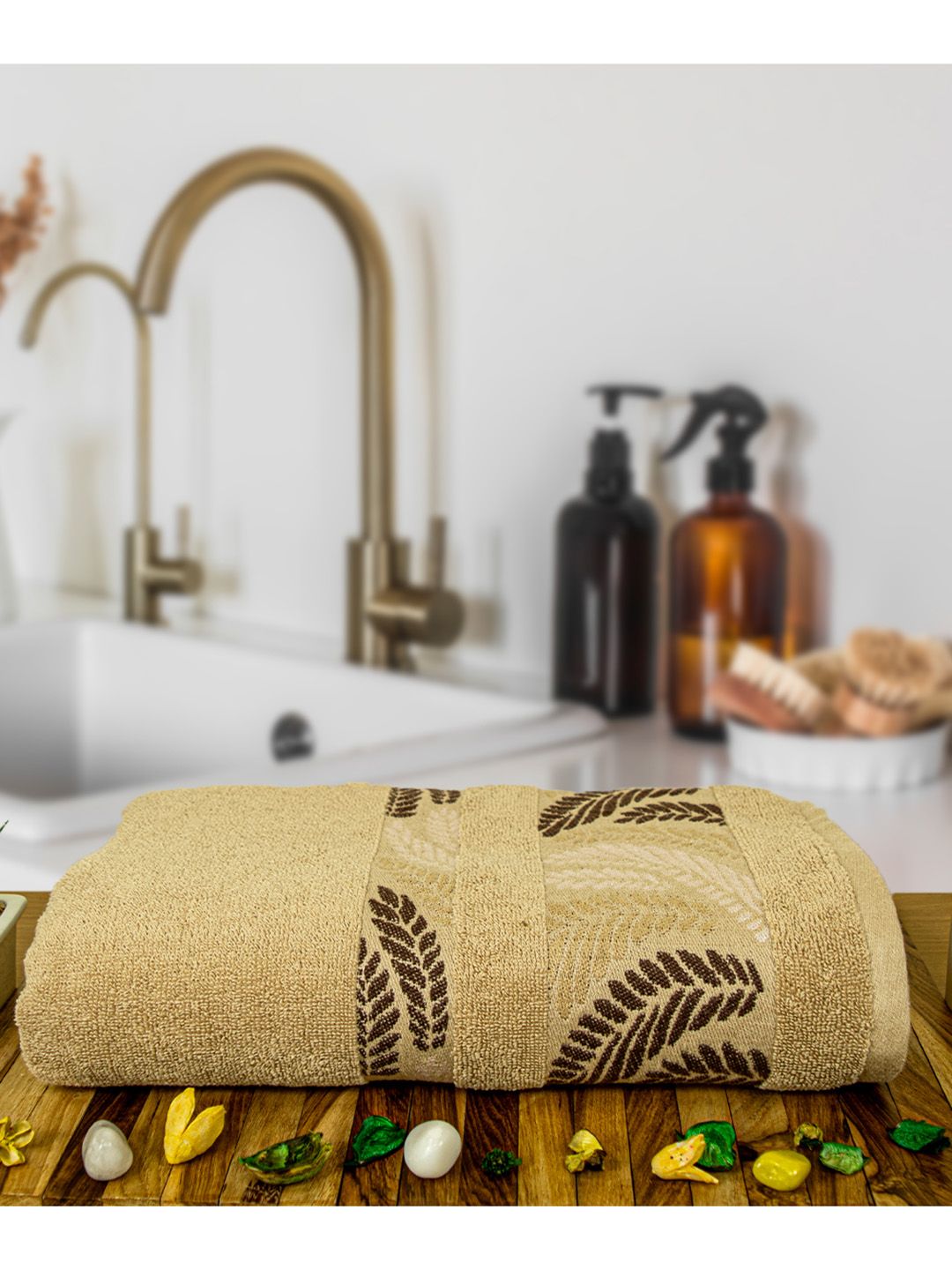 RANGOLI Cream-Coloured & Brown Pure Cotton 470 GSM Bath Towel