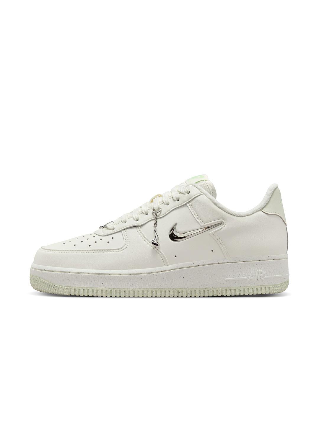 2足　新品Nike Women's Air Force 1 23.5 27. 新品】Nike Women's Air Force 1 Low ナイキ ウィメンズ エアフォース1