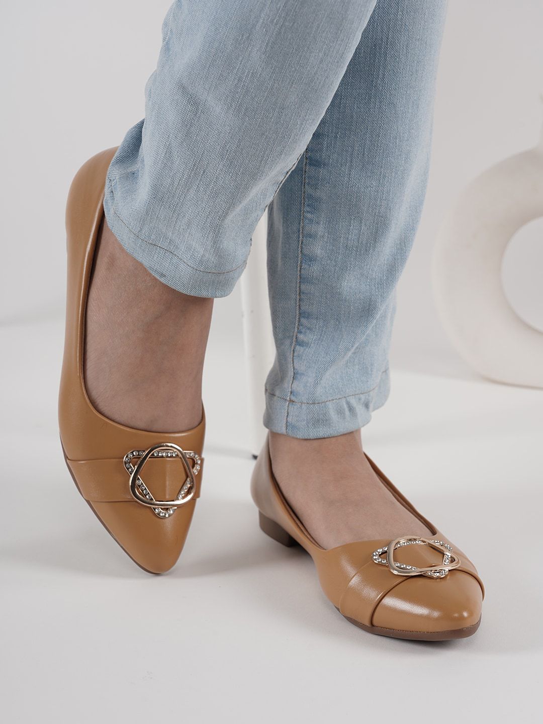 DressBerry Beige Buckles Detail Round Toe Ballerinas