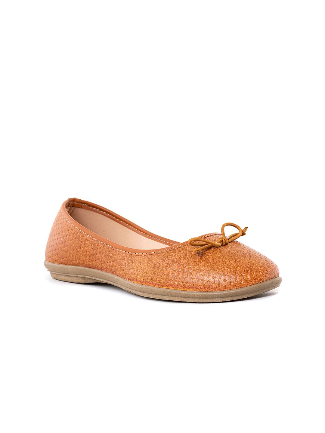 Khadims Textured Round Toe Ballerinas With Bow