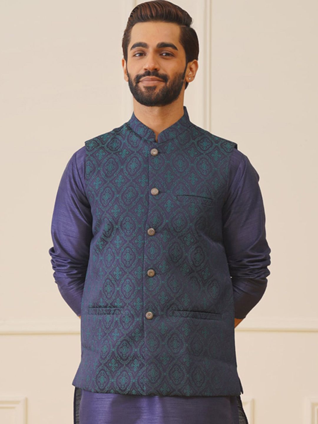 Jompers Printed Woven Design Mandarin Collar Sleeveless Nehru Jacket