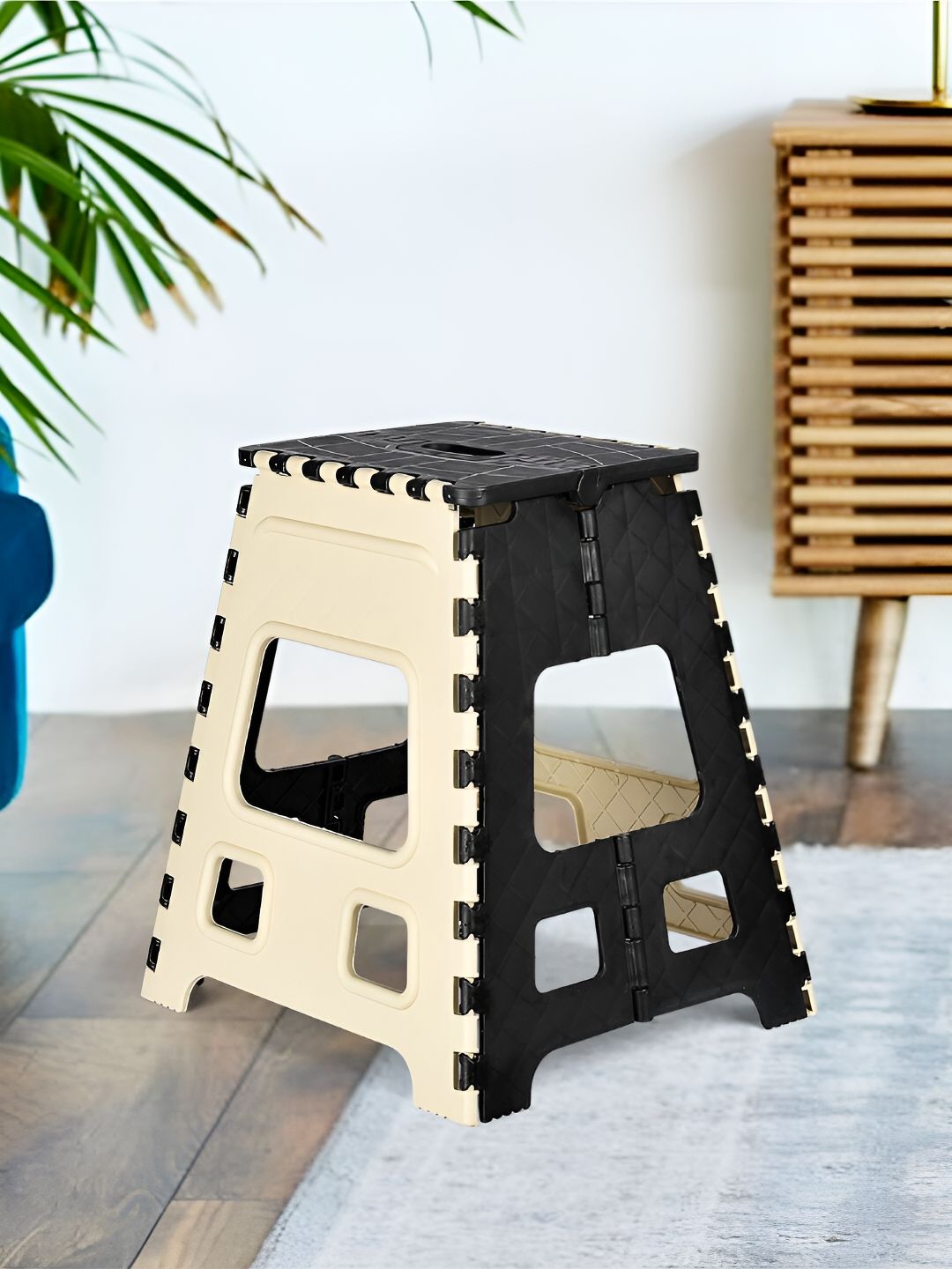 Kuber Industries Cream-Coloured & Black Plastic Step Stool