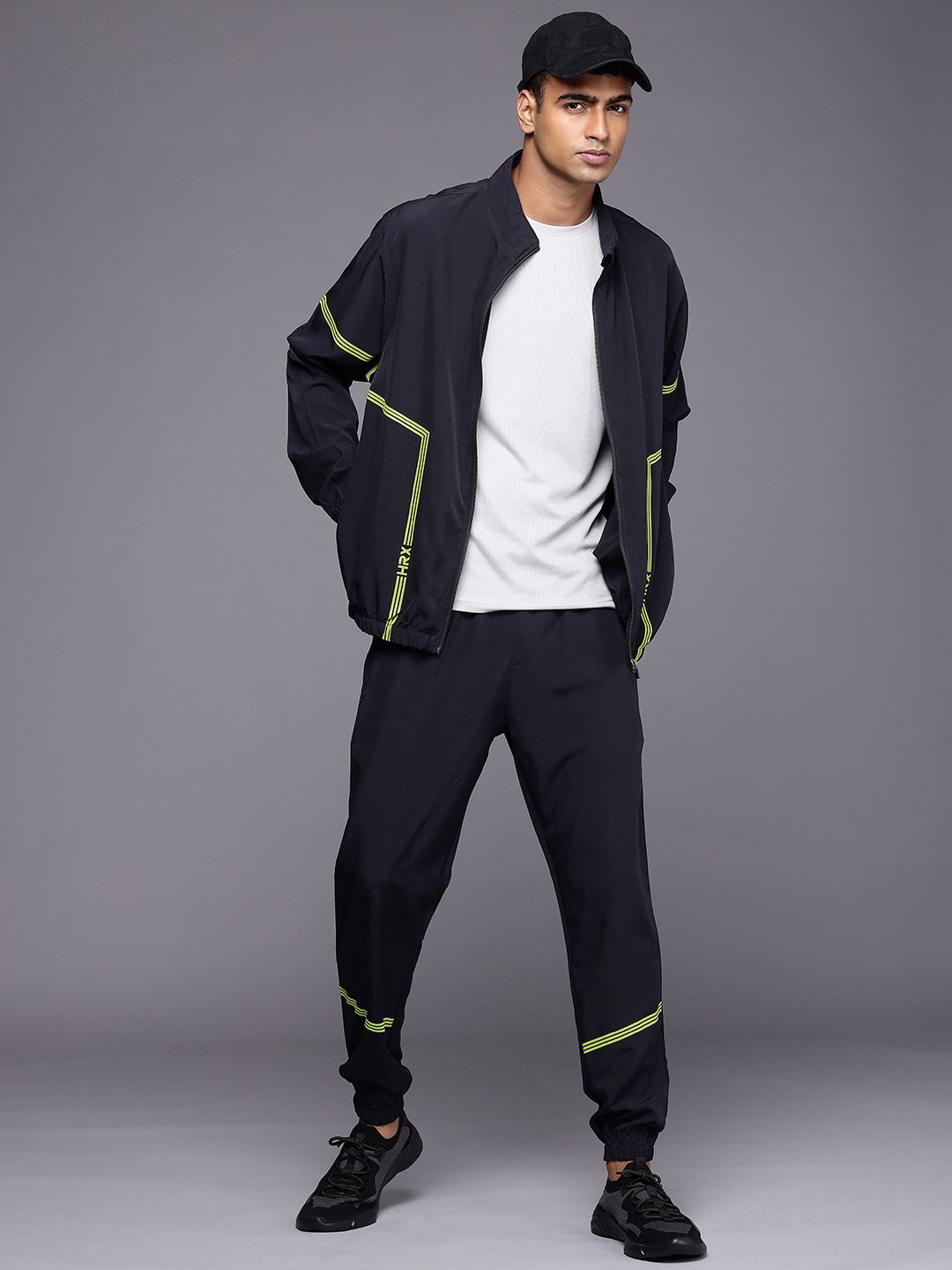 HRX by Hrithik Roshan SCULPTFLEX Antimicrobial Finish Rapid-Dry Training Tracksuit