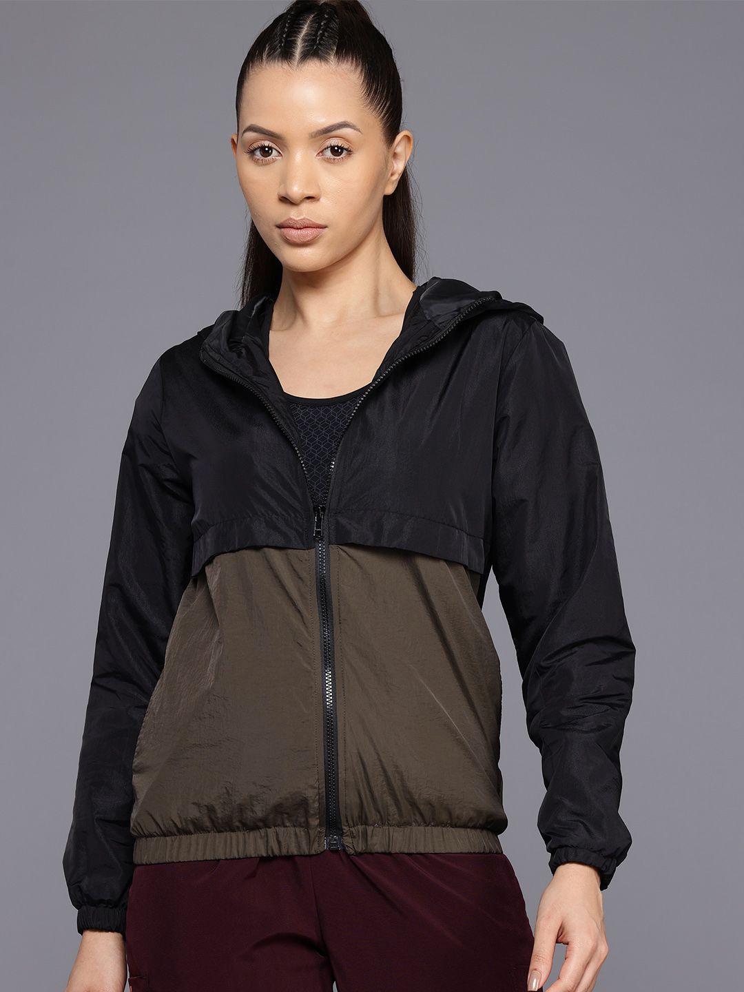 HRX by Hrithik Roshan HRX by Hrithik Rosha Rapid-Dry Colourblocked Outdoor Jacket