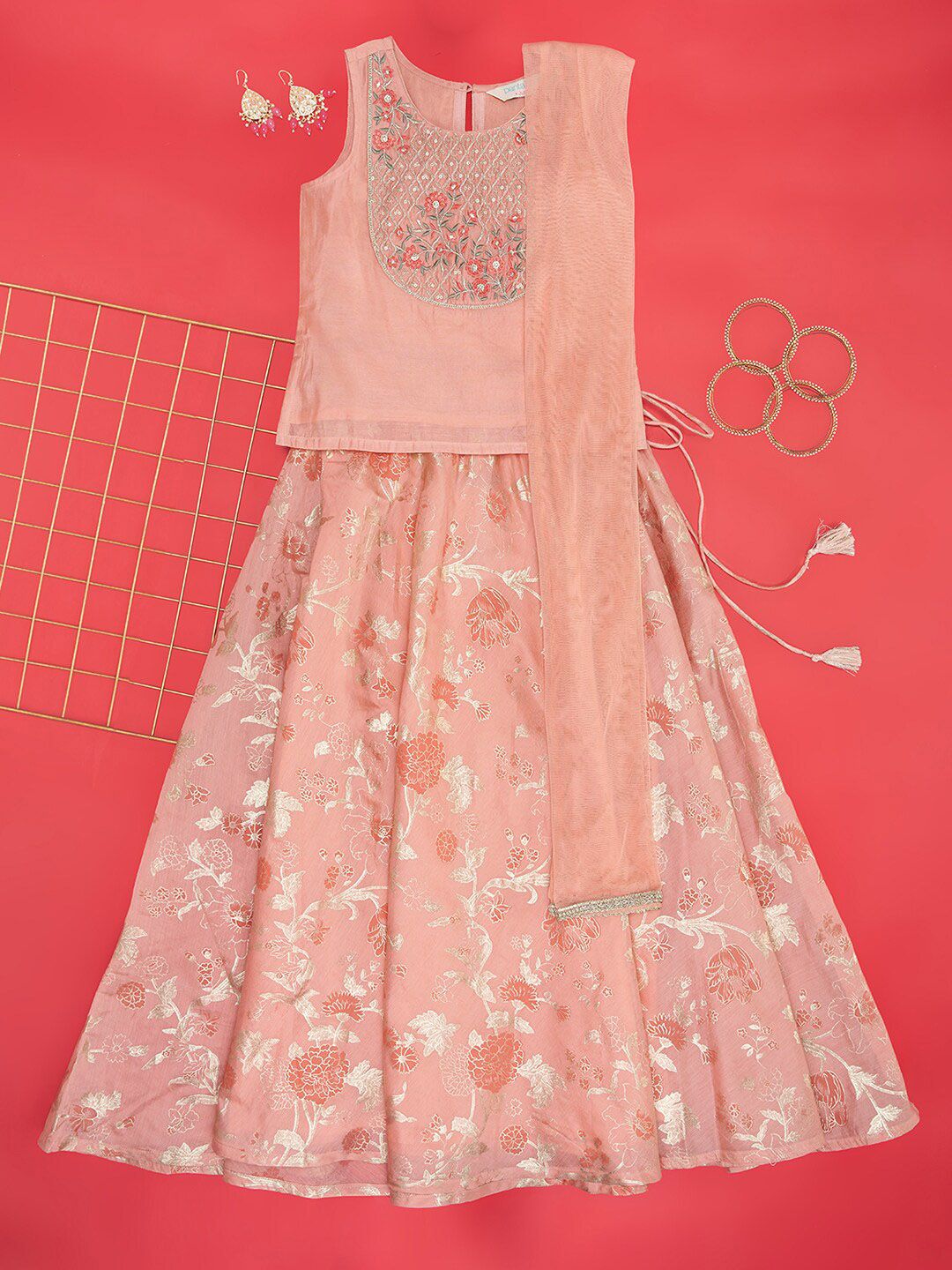 AKKRITI BY PANTALOONS Girls Embroider Sequined Ready to Wear Lehenga & Blouse With Dupatta