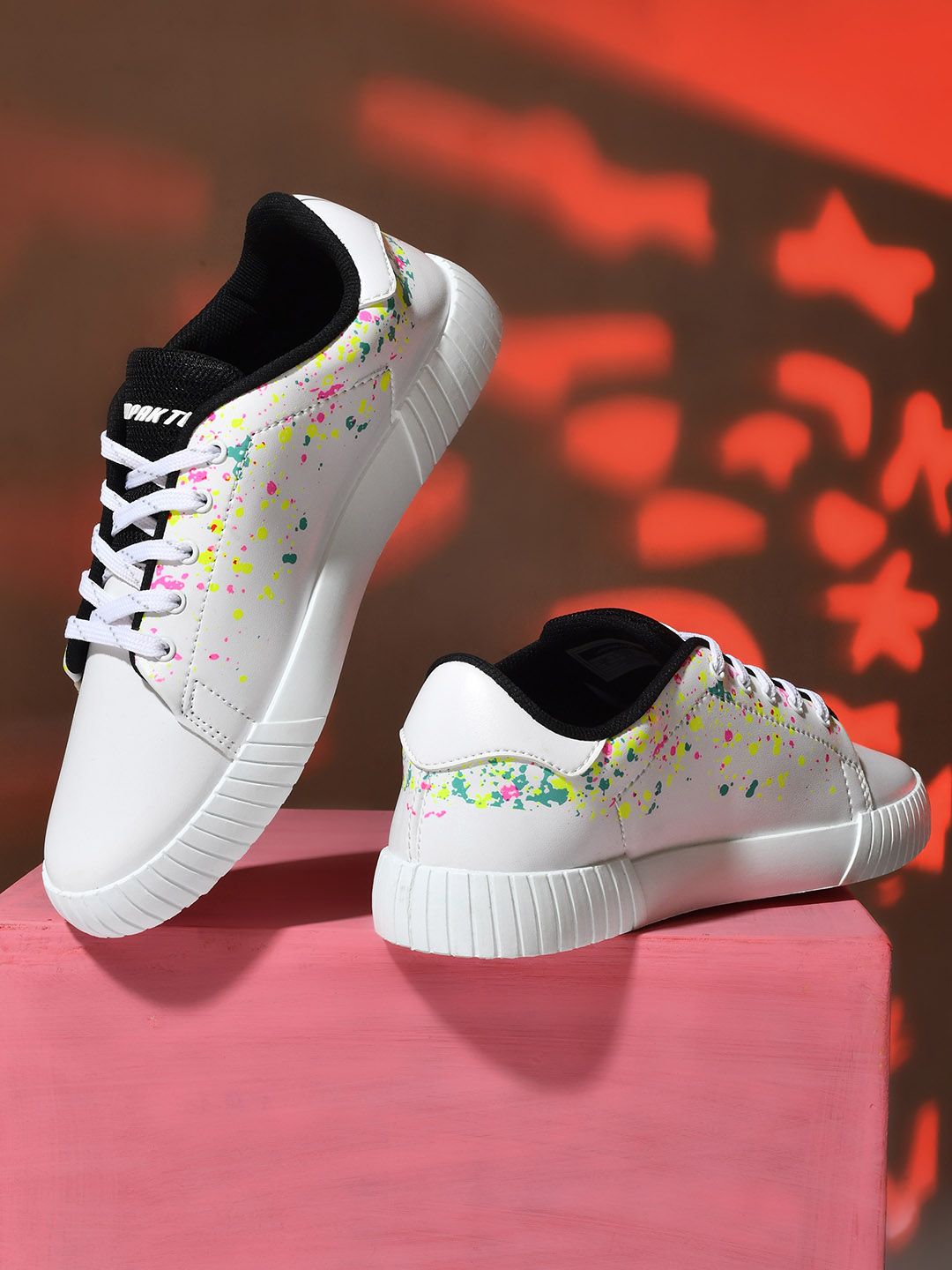 IMPAKTO Women Printed Color Crush Round Toe Sneakers
