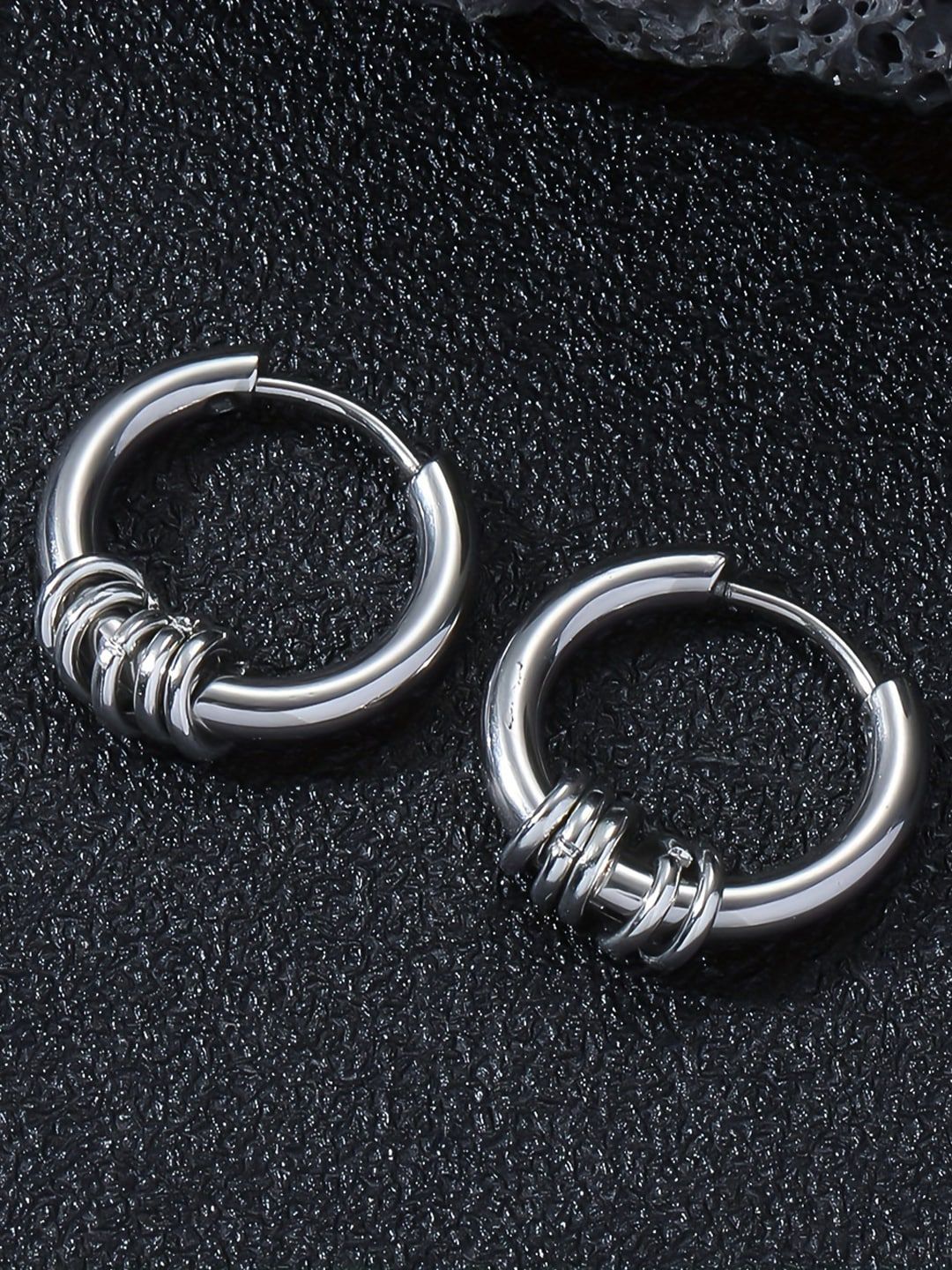 Krelin Men Stainless Steel Oxidised Circular Hoop Earrings
