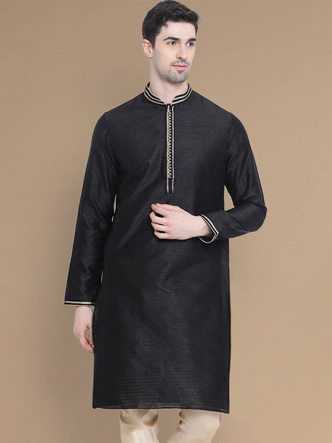 Here&Now X Sanwara  Thread Work Strigth Kurta