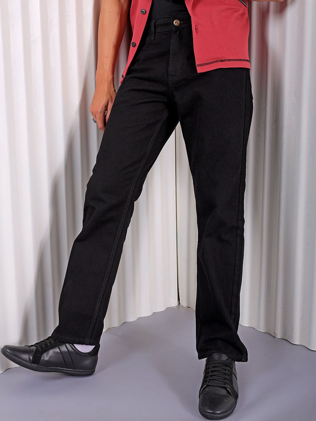 The Indian Garage Co Men Straight Fit Pure Cotton Jeans