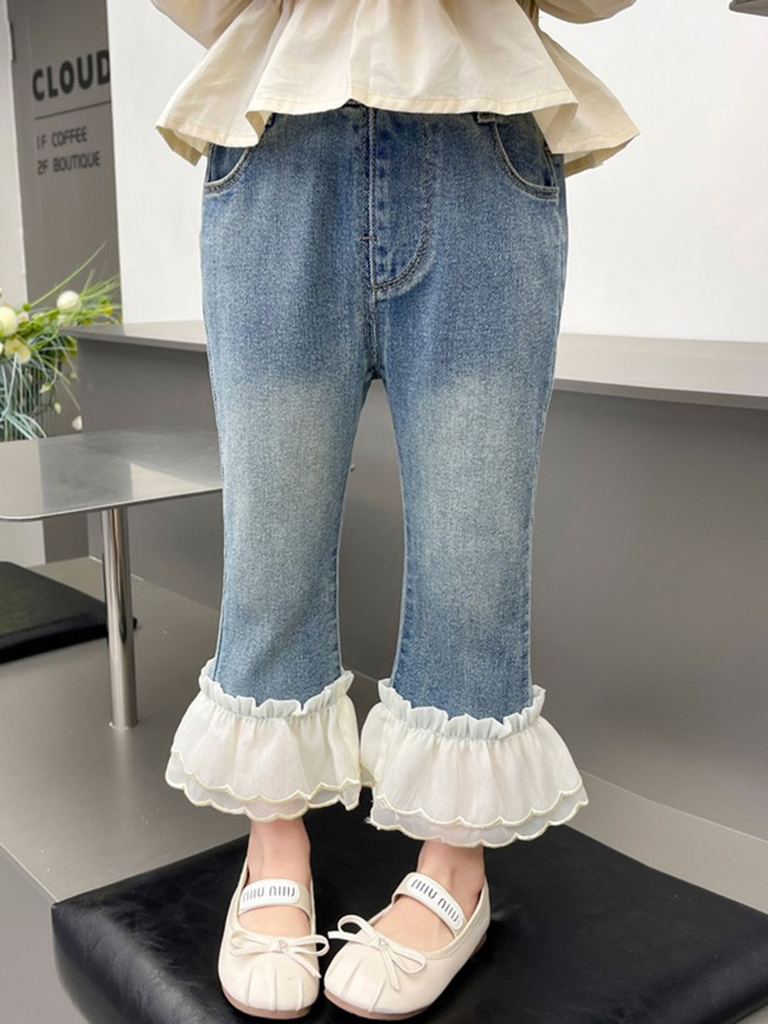 StyleCast x Revolte Girls Relaxed Fit Heavy Fade Cuffed Hem Jeans