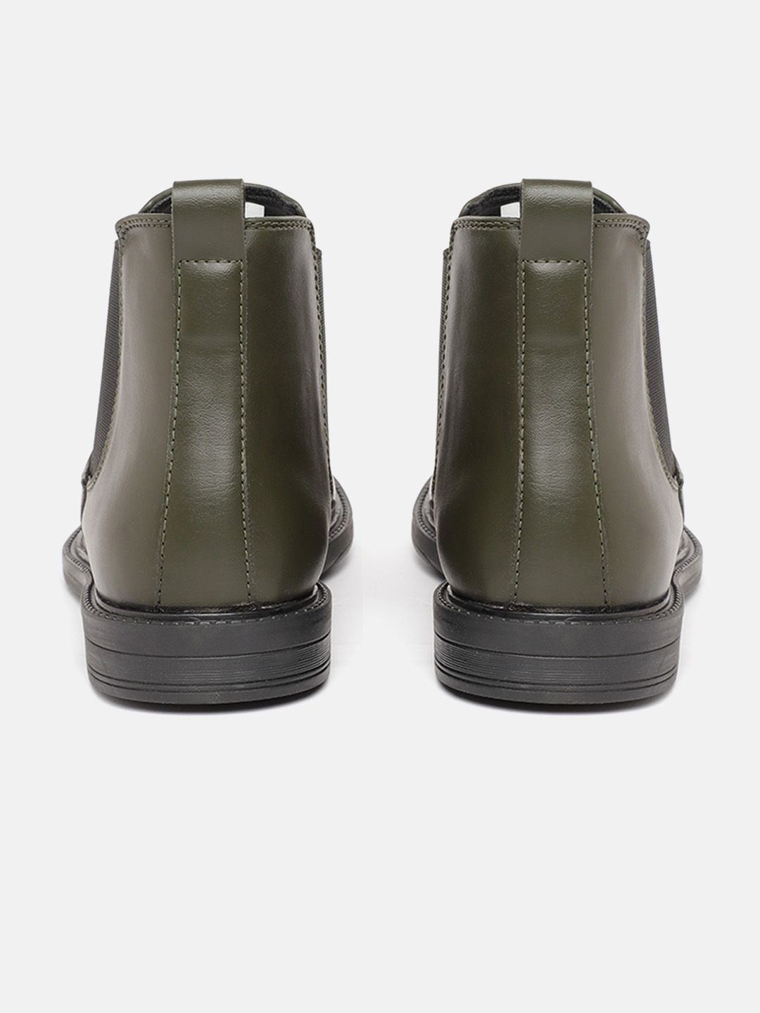 Buy The Roadster Lifestyle Co. Men Solid Zipper Chelsea Boots