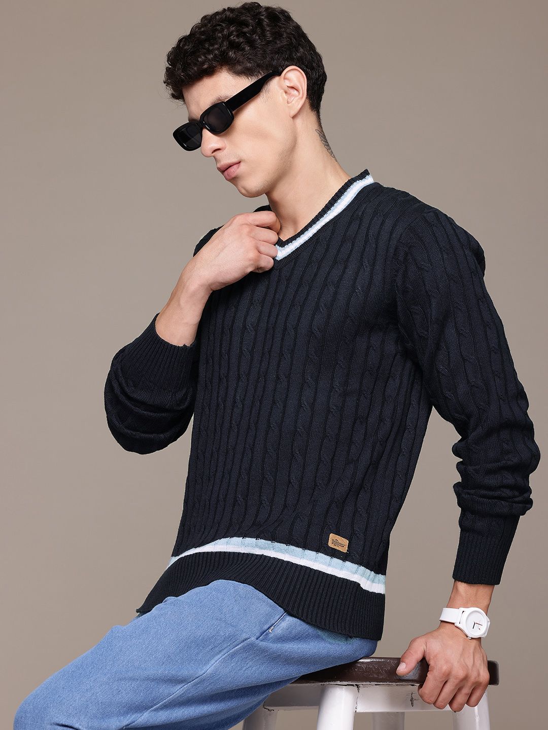 The Roadster Lifestyle Co. Cable Knit V-Neck Pullover