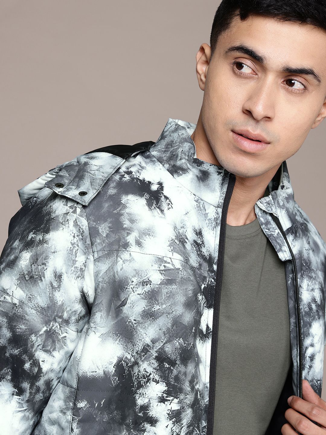 The Roadster Lifestyle Co. Abstract Printed Padded Jacket