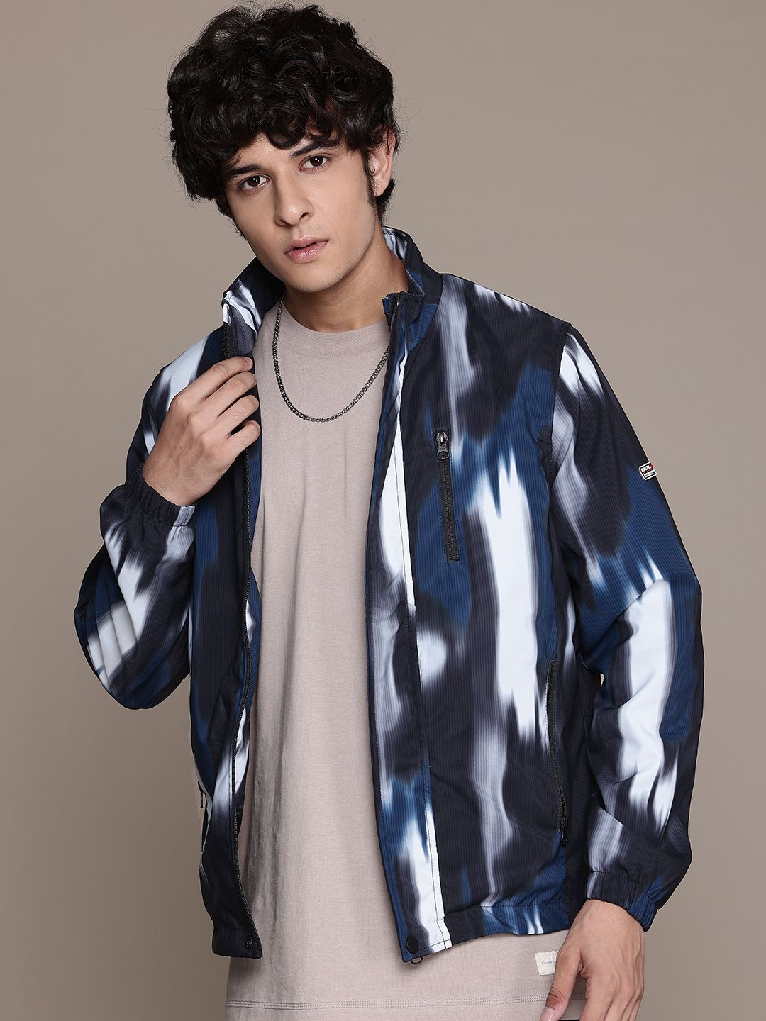 The Roadster Lifestyle Co. Printed Abstract Tailored Jacket