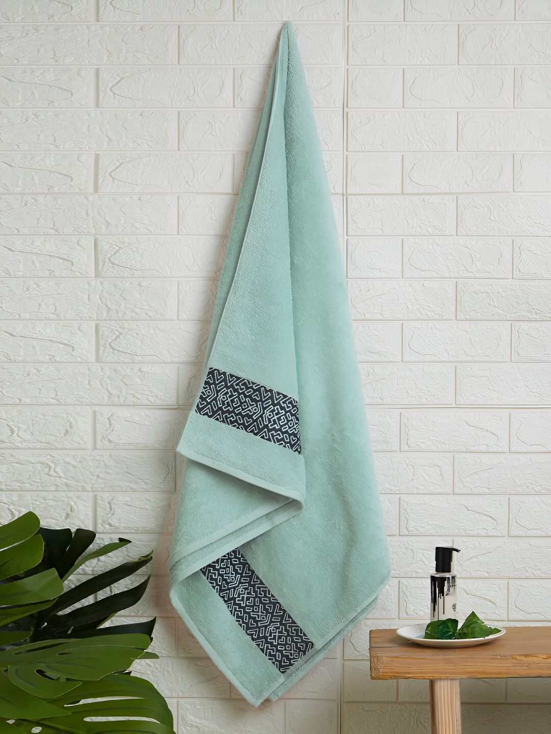 SPACES Blue & Black Cotton 500 GSM Bath Towel