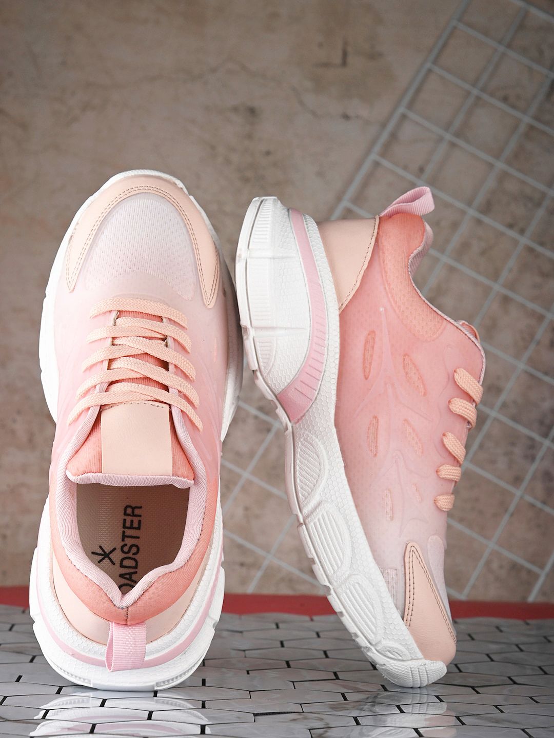 The Roadster Lifestyle Co. Women Pink Round Toe Lightweight Sneakers