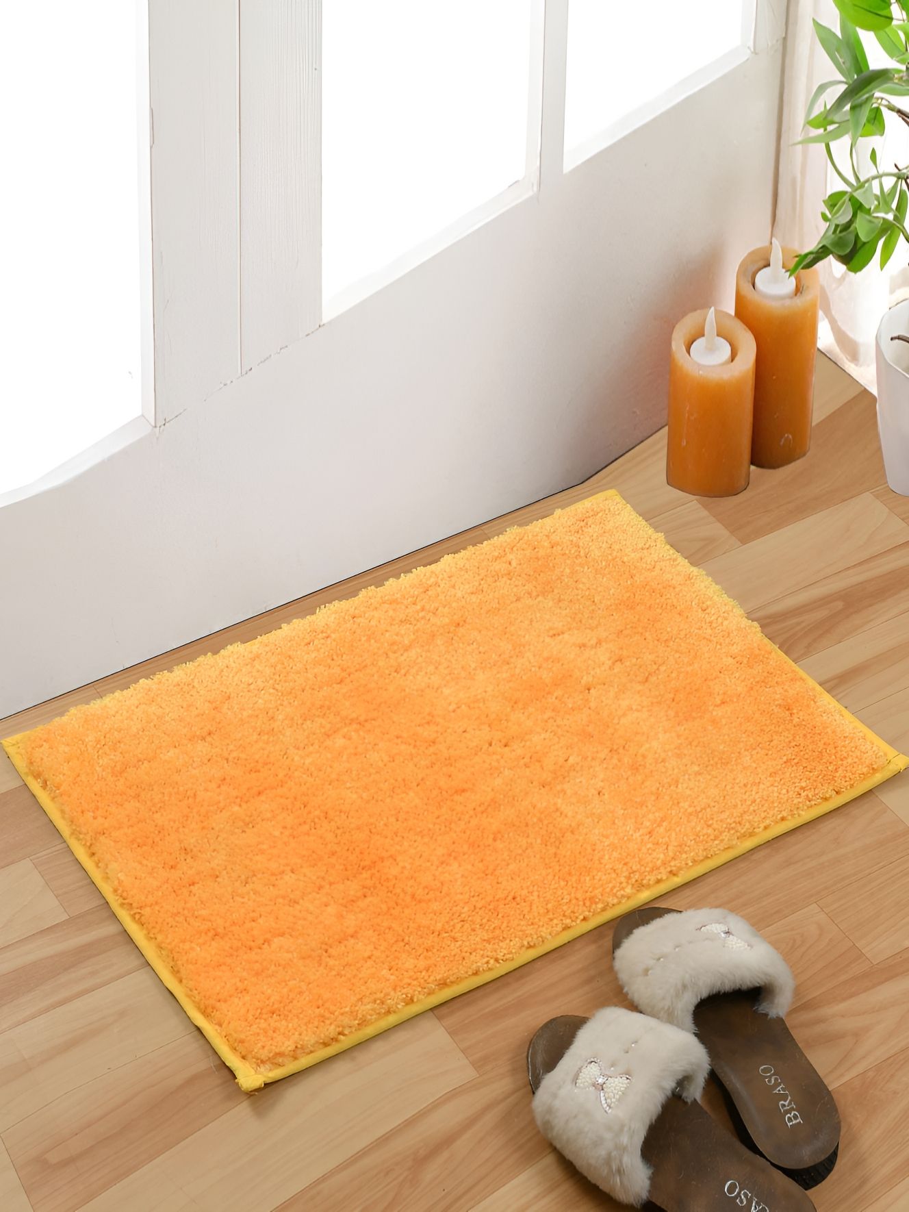 Furnistitchs Yellow Super Absorbent Anti Skid 2000 GSM Microfibre Bath Rug