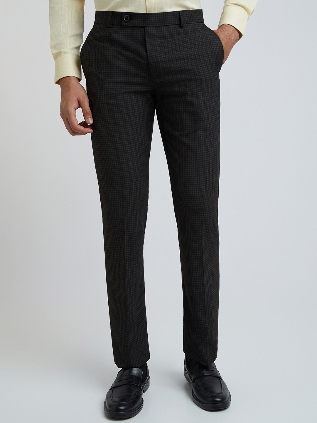 Park Avenue Men Checked Formal Trousers