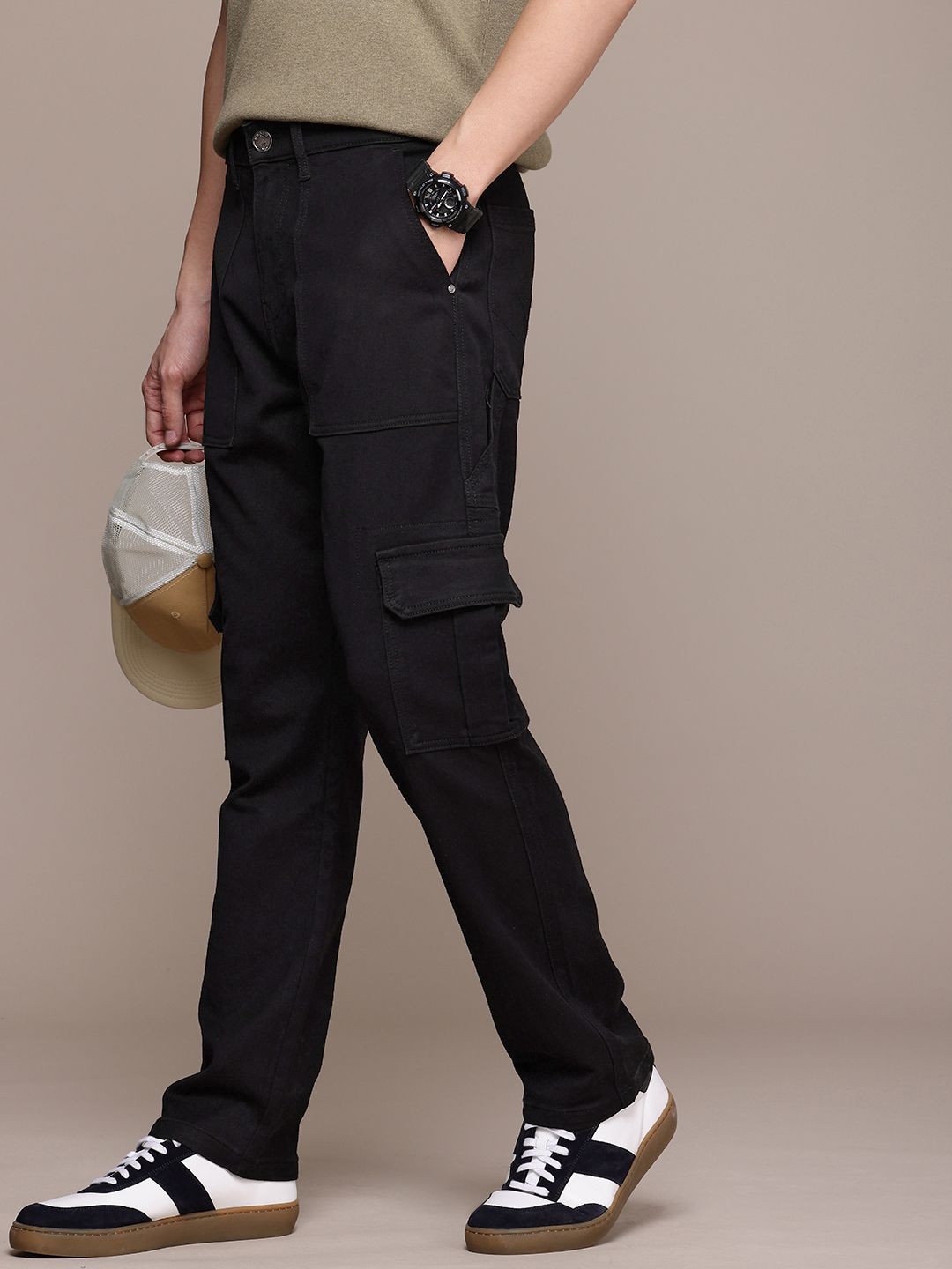 WROGN Men Stretchable Cargo Jeans