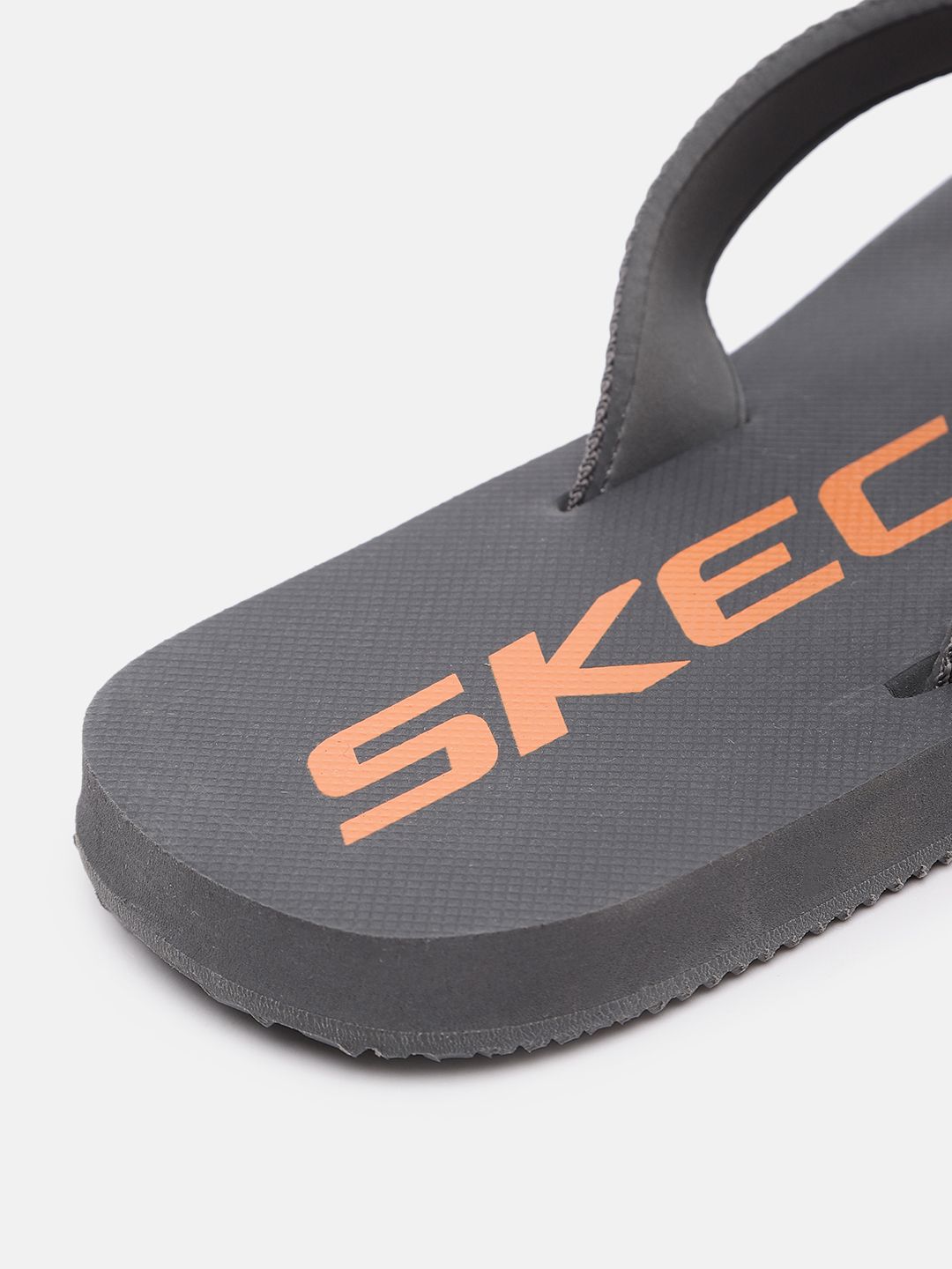 3845　こちらは専用です Buy Skechers Men Brand Logo Printed Thong Flip-Flops - Flip Flops