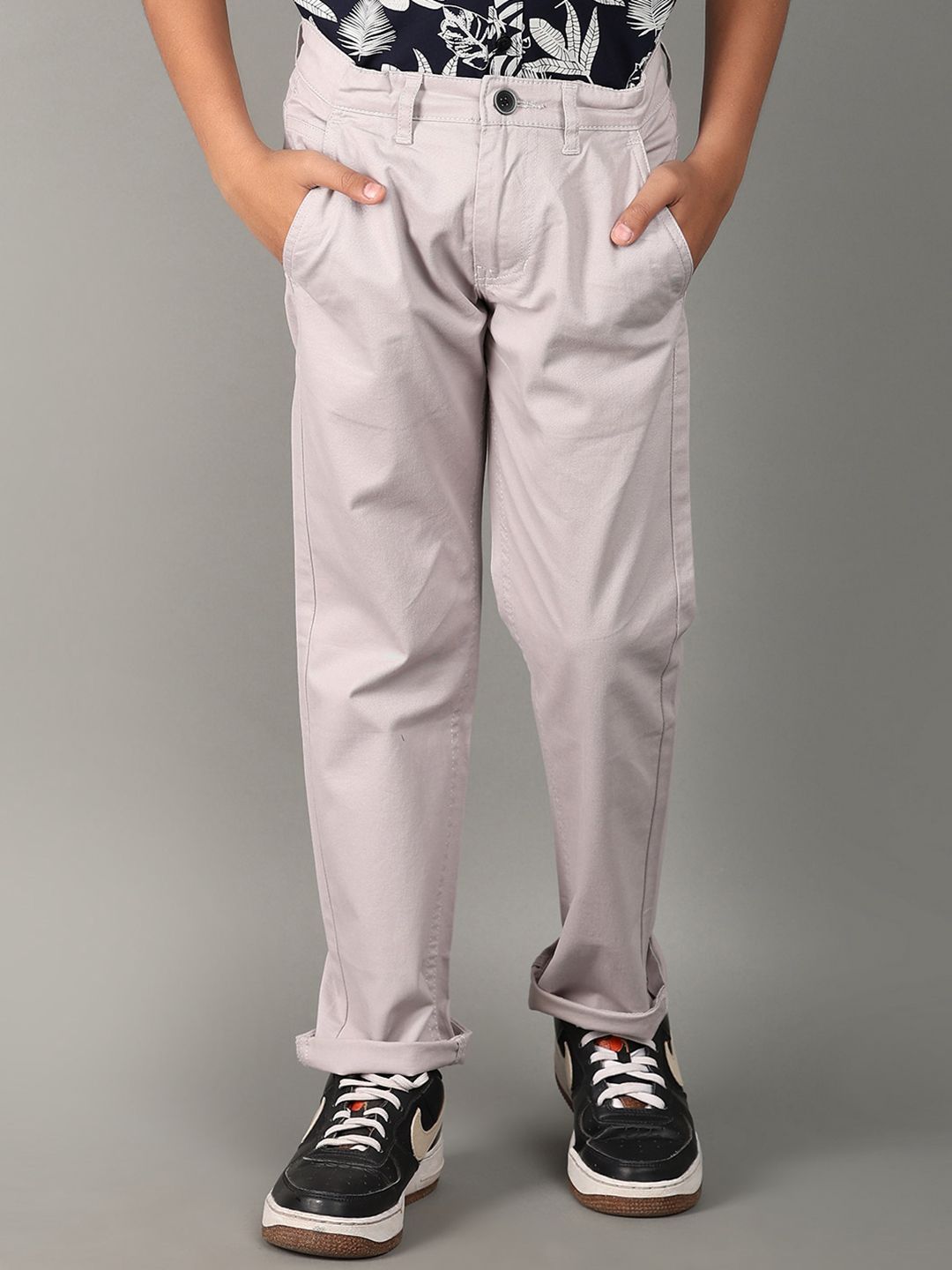 V-Mart Boys Mid Rise Regular Fit Chinos Trouser