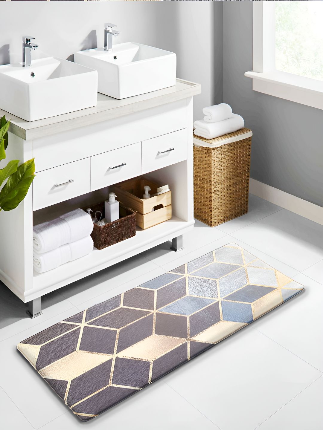 LUXEHOME INTERNATIONAL White Waterproof Floor Runner