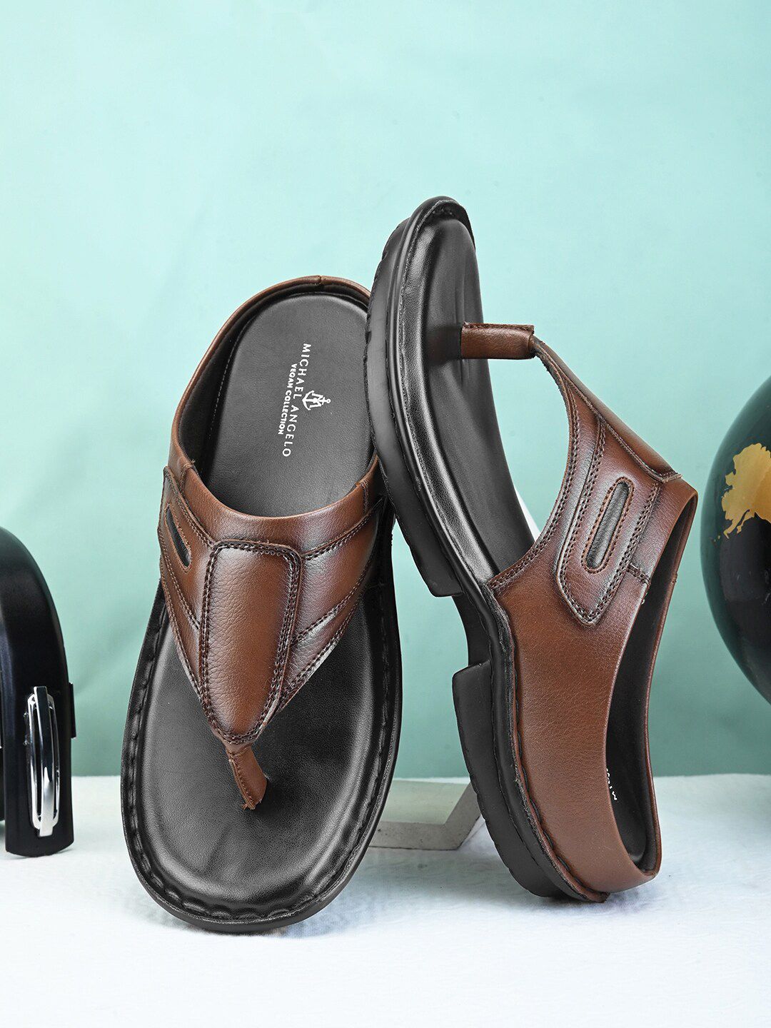 MICHAEL ANGELO Men Textured Thong Flip-Flops