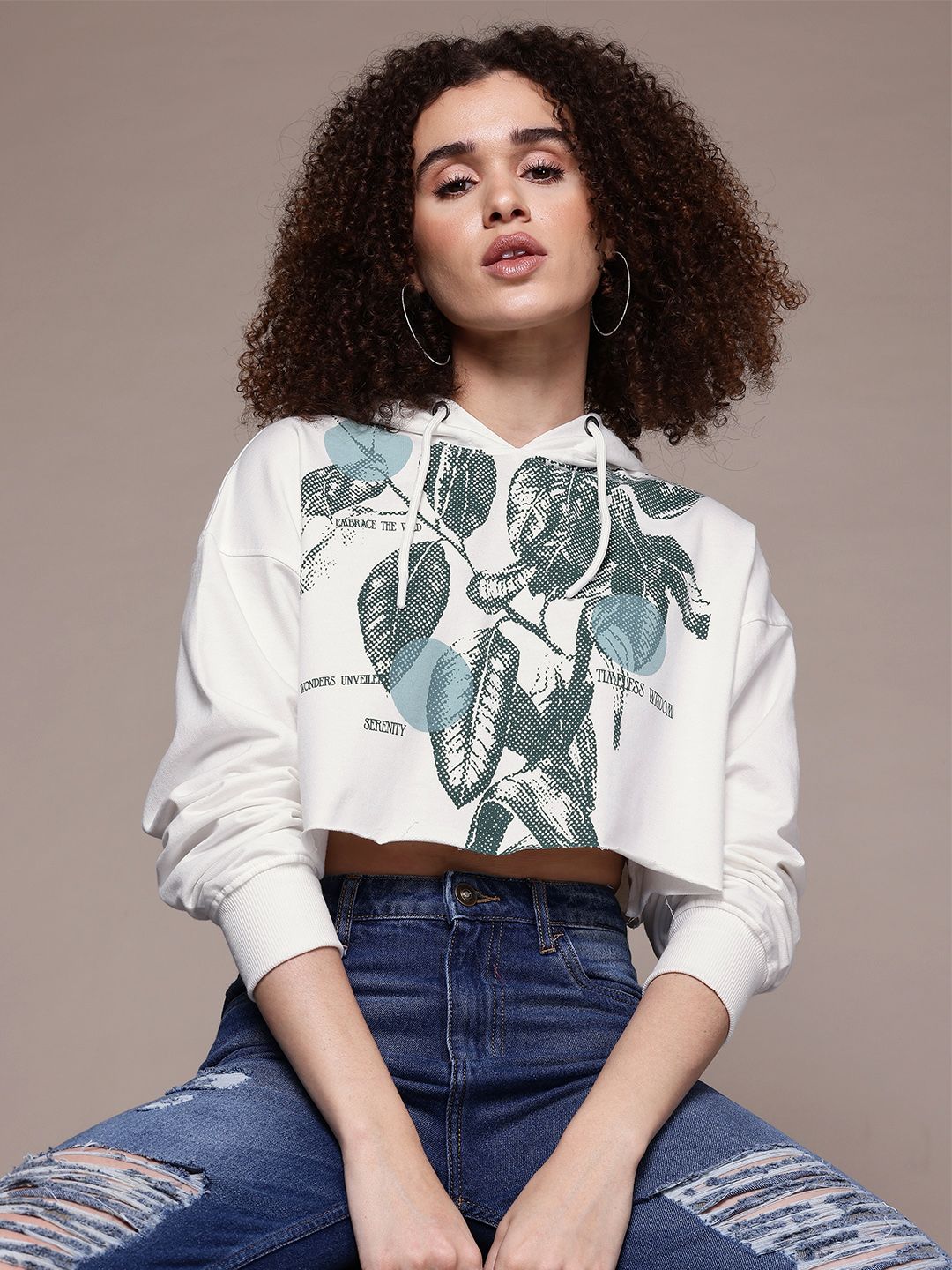 Roadster The Roadster Lifestyle Co. Conversational Printed Drop-Shoulder Hooded Crop Sweatshirt