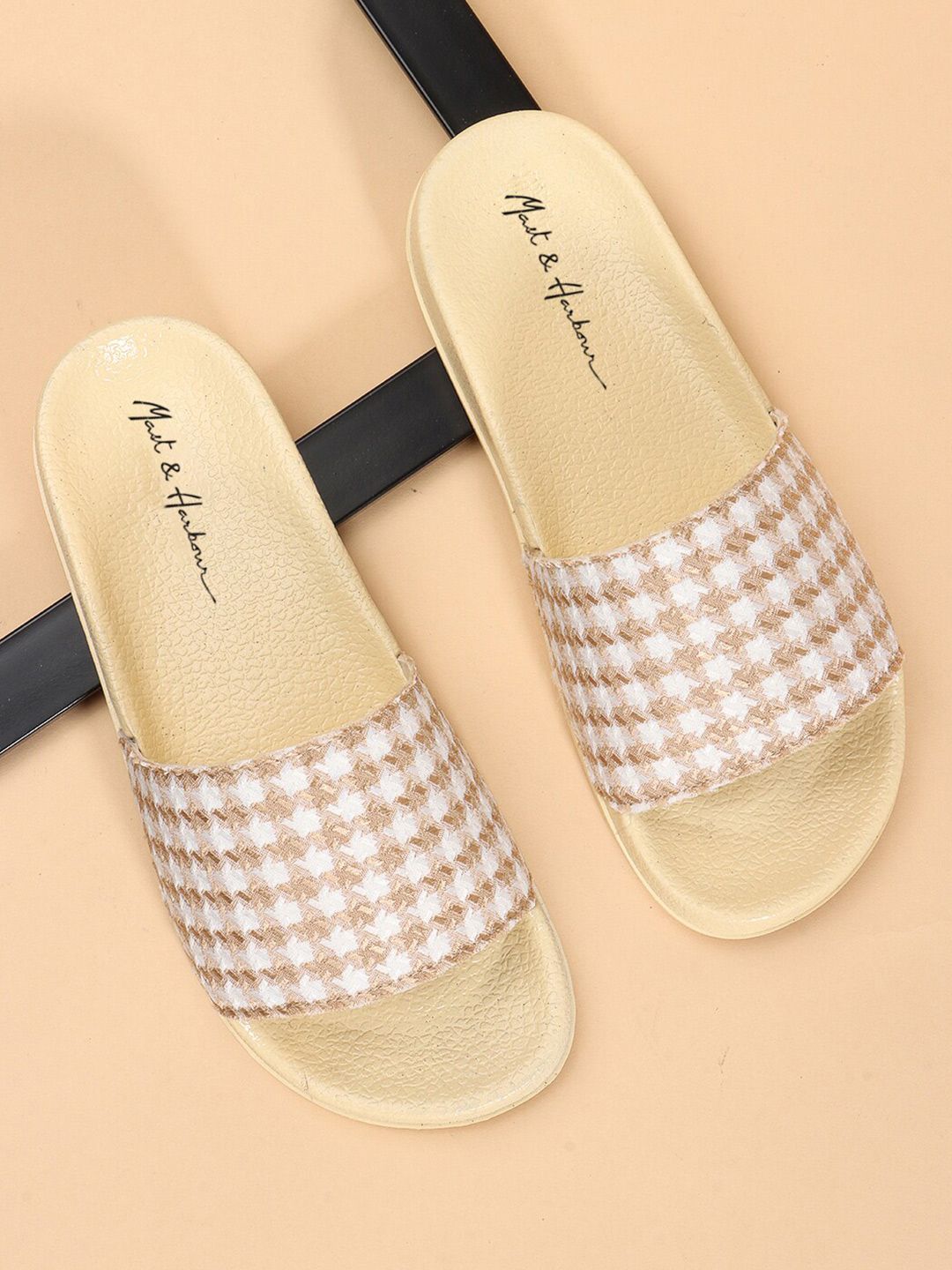 Mast & Harbour Women Printed Sliders