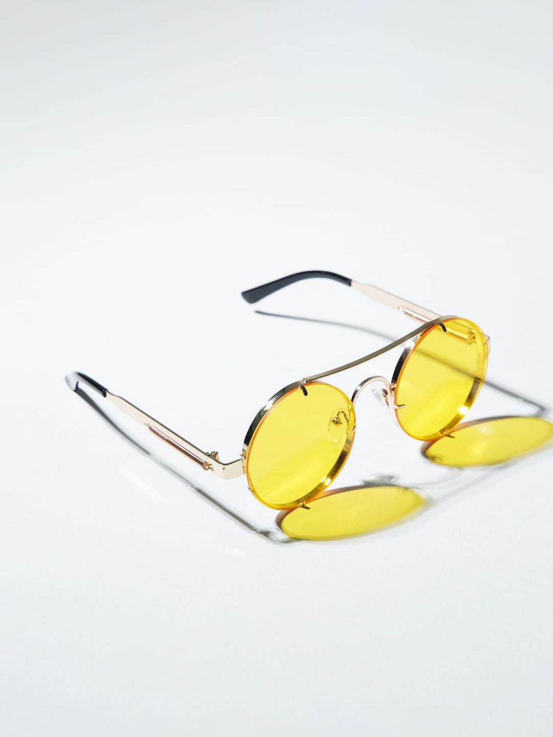 CHOKORE Men Round Sunglasses with UV Protected Lens CHKSM_0110
