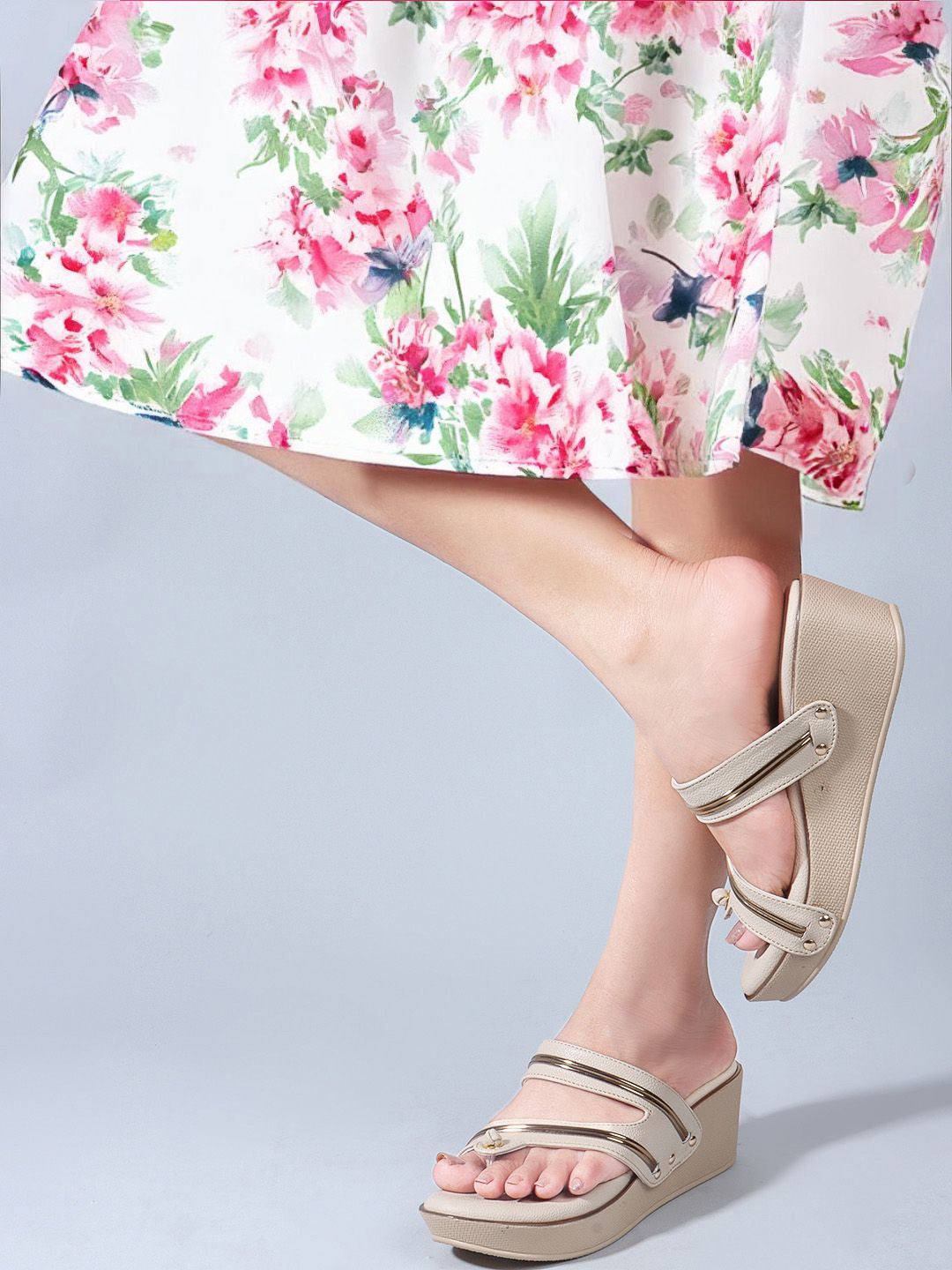 Mast & Harbour Cream Coloured One Toe Wedge Heels