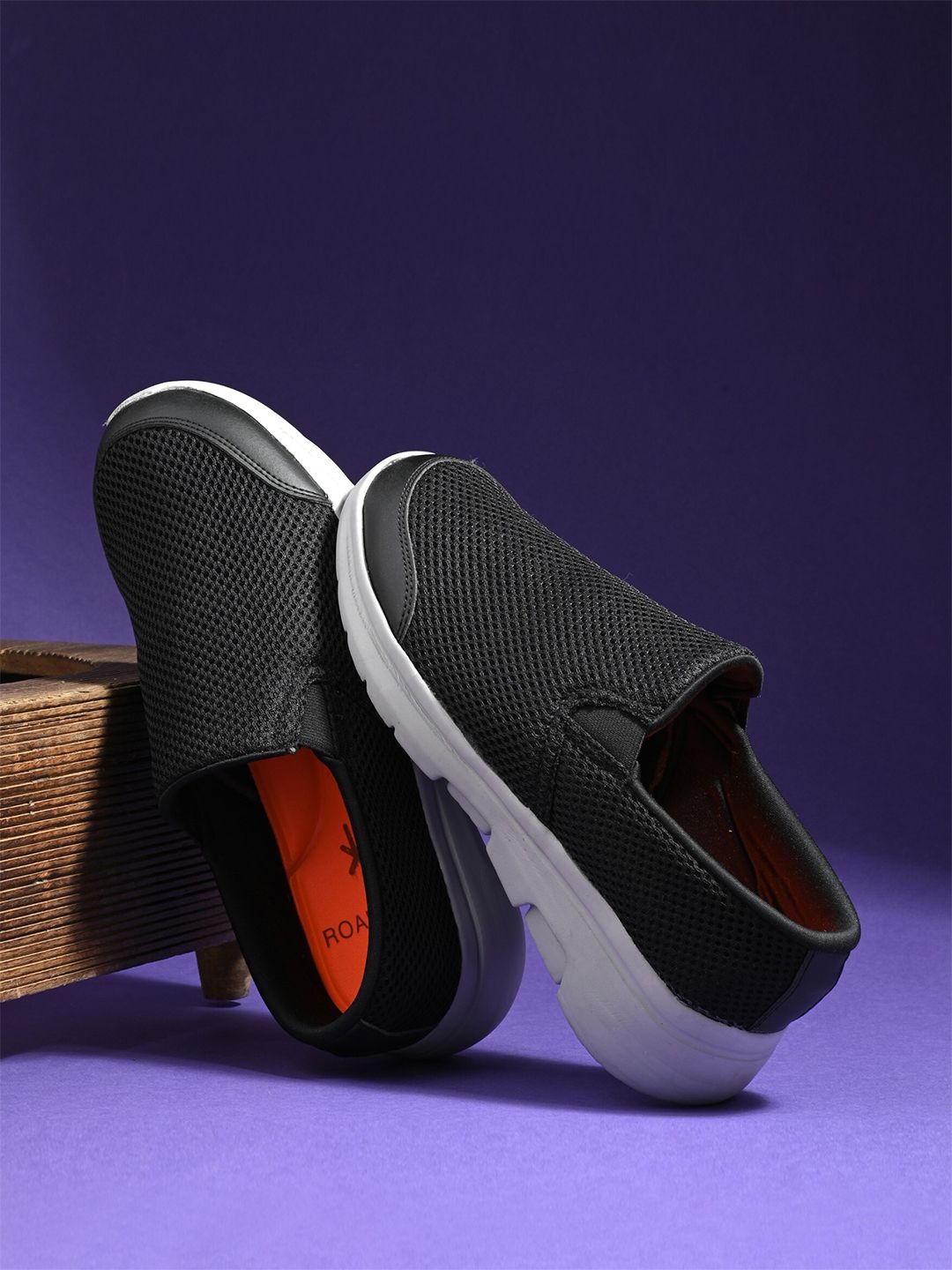The Roadster Lifestyle Co. Men  Textured Running Sports Shoes