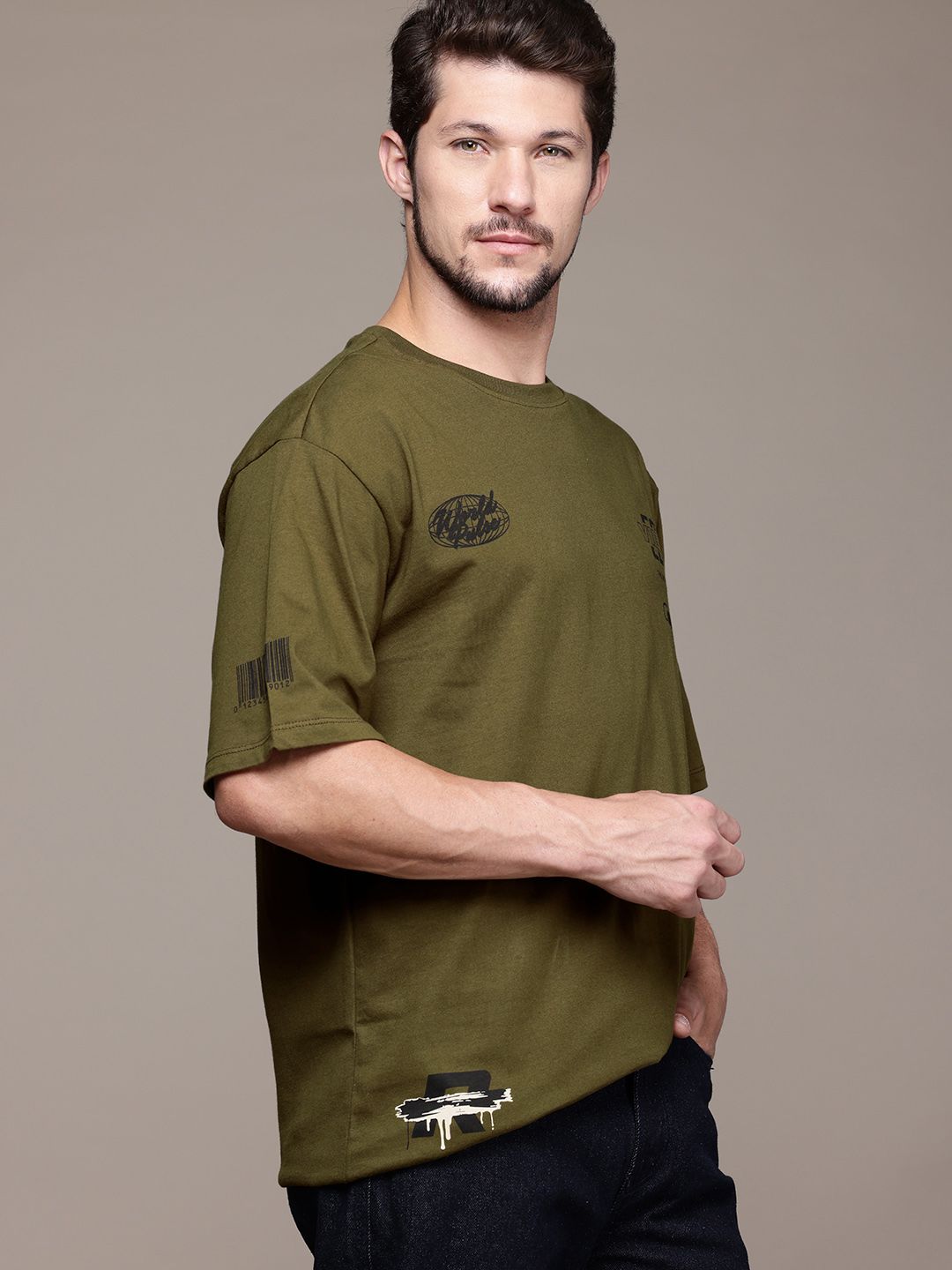 The Roadster Lifestyle Co. Men Typography Printed Relaxed Fit Pure Cotton T-shirt