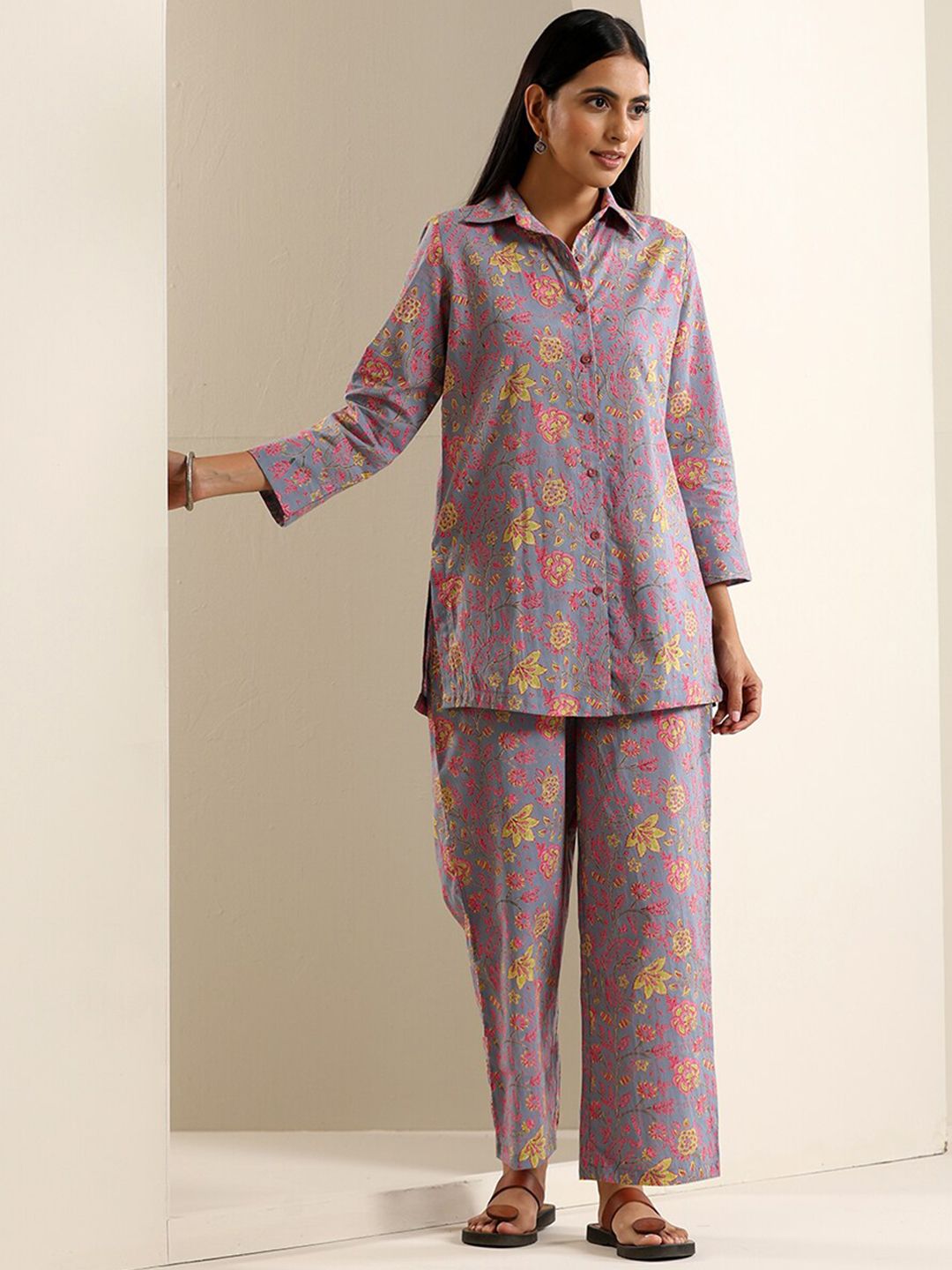 indy Raaga Women Floral Printed Pure Cotton Shirt With Trousers Co-Ords