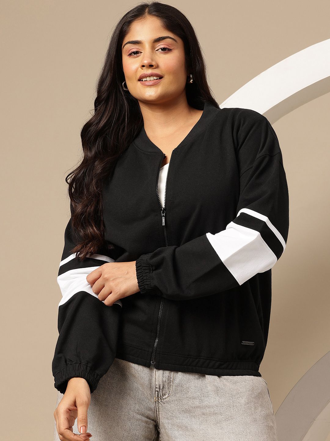 Sztori Plus Size Stand Collar Sweatshirt