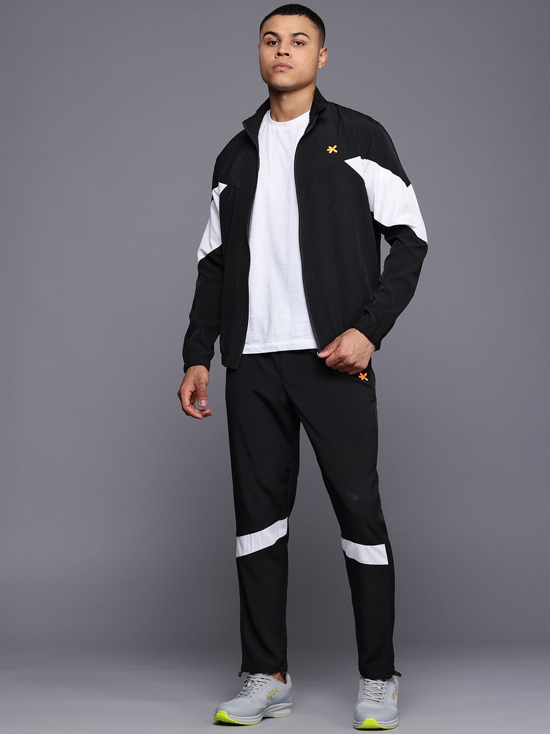 HRX by Hrithik Roshan Colourblocked Detail Training Tracksuit