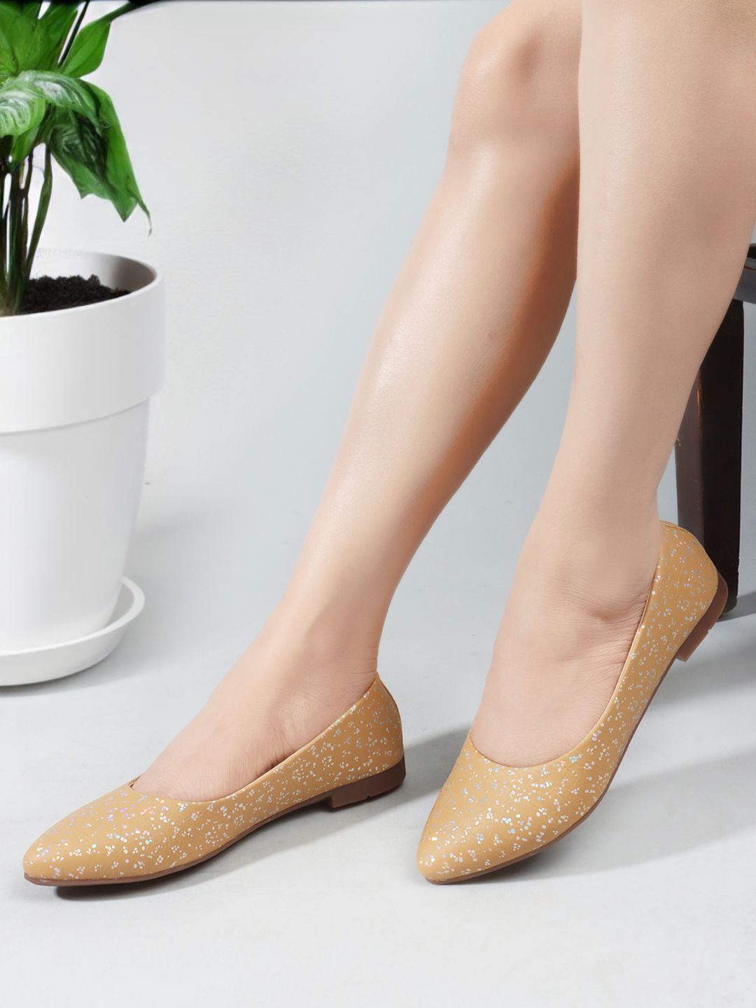 DressBerry Beige Printed Pointed Toe Ballerinas