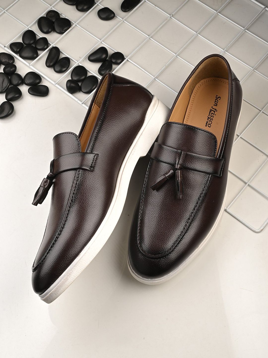 San Frissco Men Round Toe Lightweight Tassel Loafers