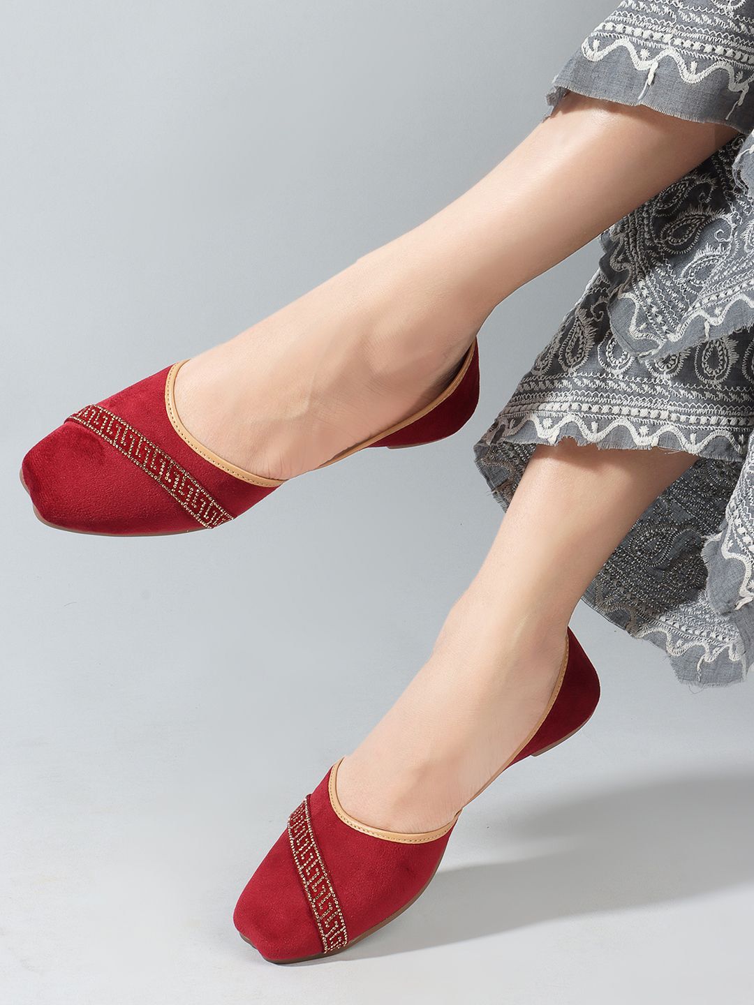 Anouk Maroon Embellished Round Toe Ballerinas