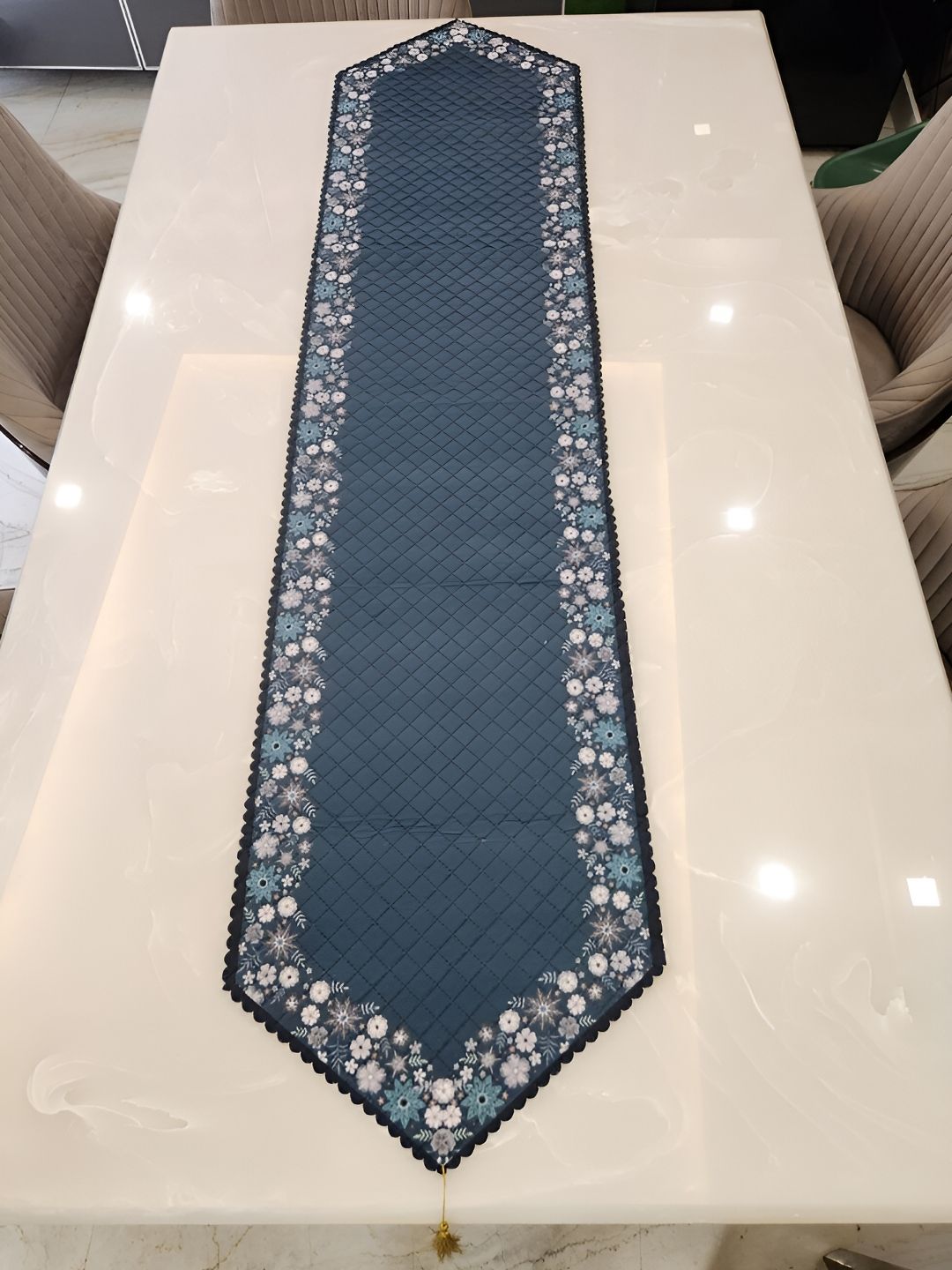 TANLOOMS Blue & White Floral Printed Velvet Rectangle Table Runner