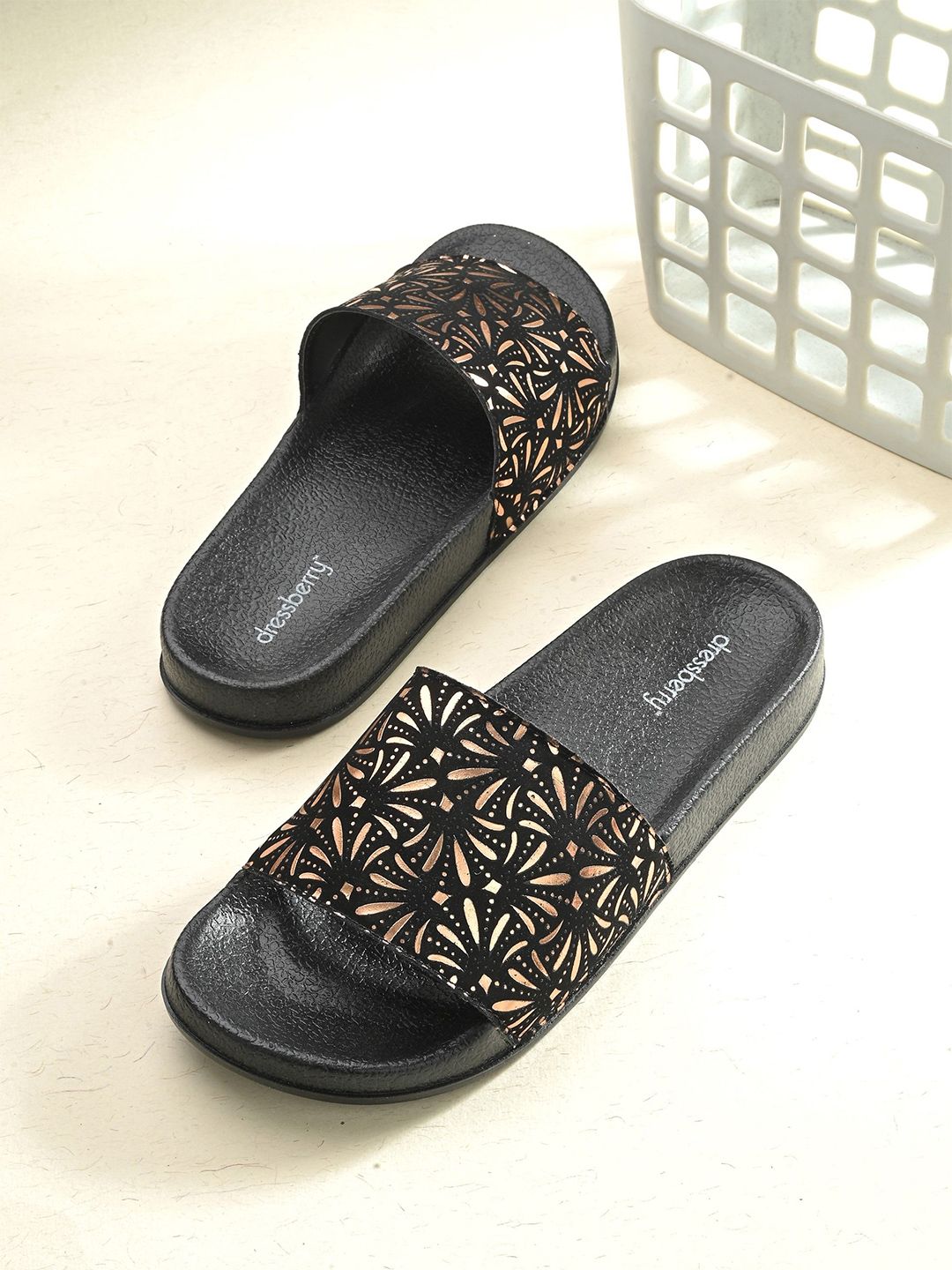 DressBerry Women Black Embellished Sliders