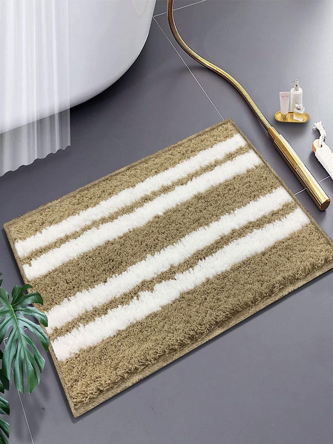 LUXEHOME INTERNATIONAL  Yellow & White Striped Anti-Slip Bath Rugs