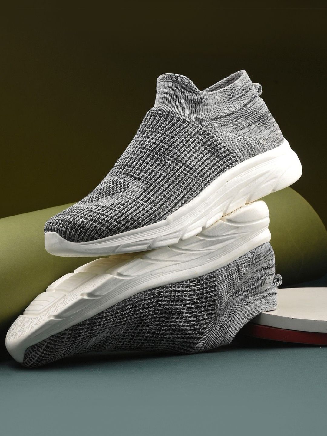 KRAASA Men Mesh Marking Walking Shoes