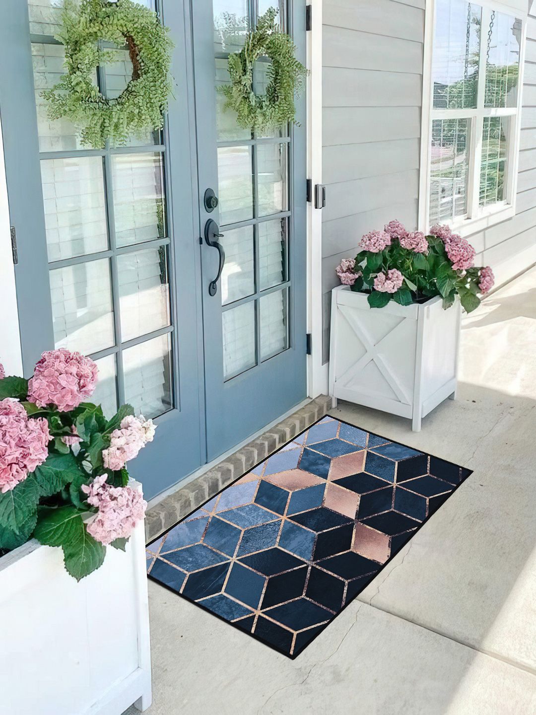 Aura Blue & Black Self-Designed Anti-Skid Doormat