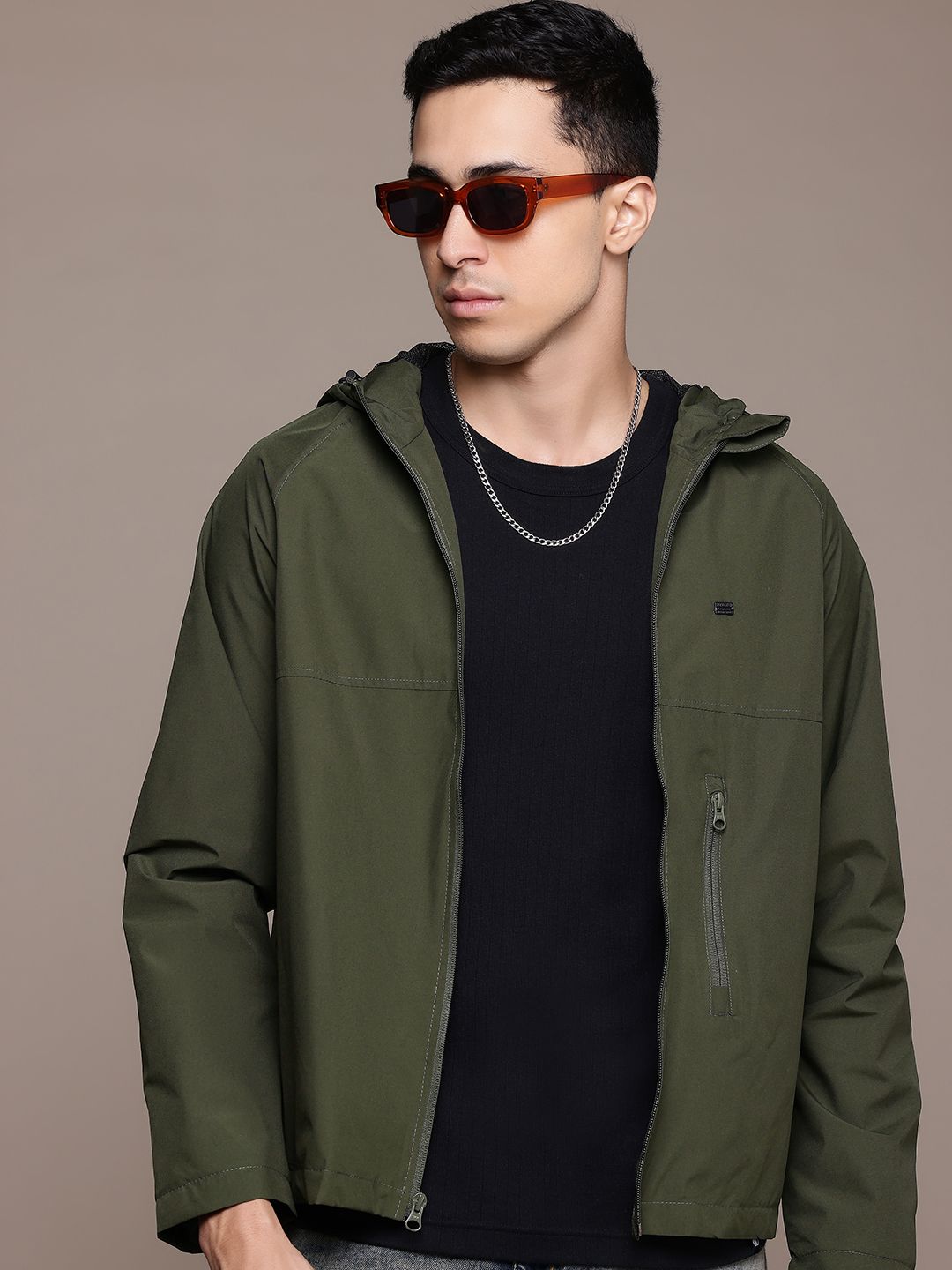 The Roadster Lifestyle Co. Men Hooded Tailored Jacket