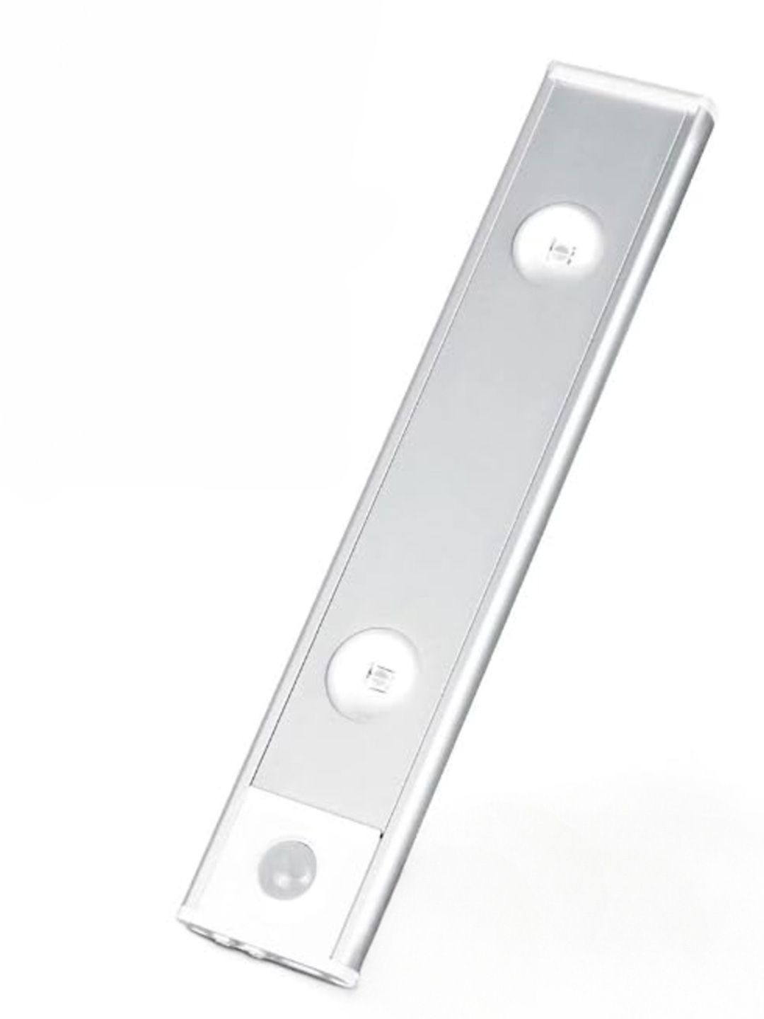 XERGY Silver Toned Contemporary Rectangle Shaped Aluminium Wall Lamp With Bulb